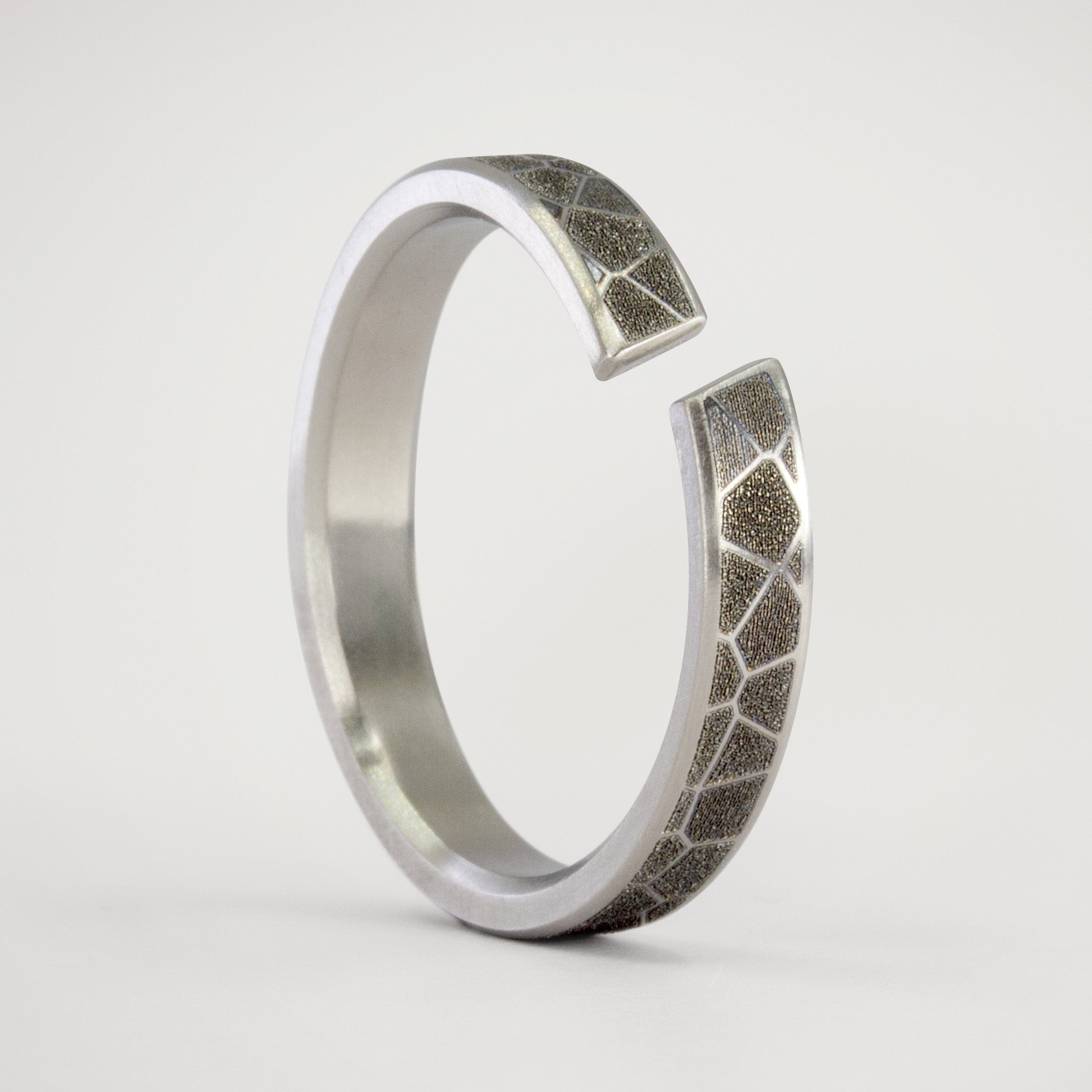 Split Geometric titanium ring