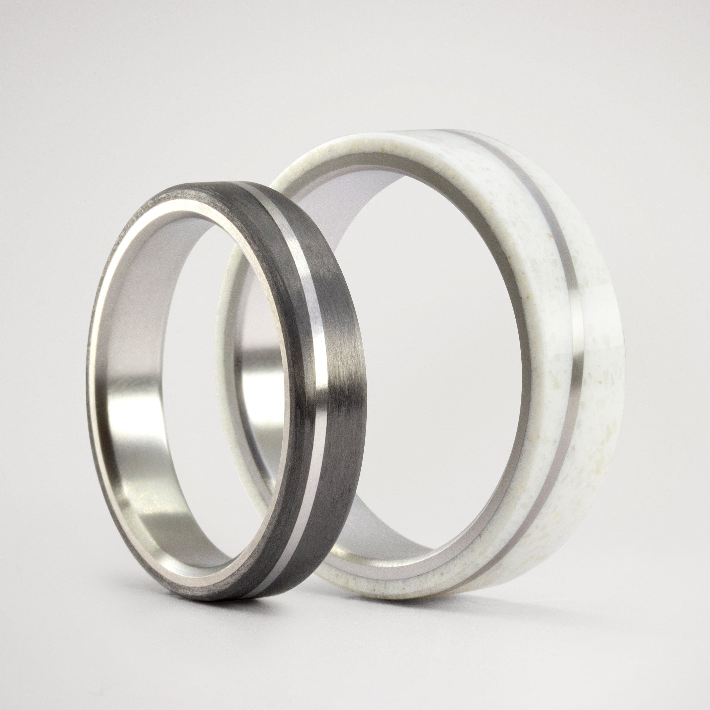 Set combined diagonal carrara marble and carbon fiber