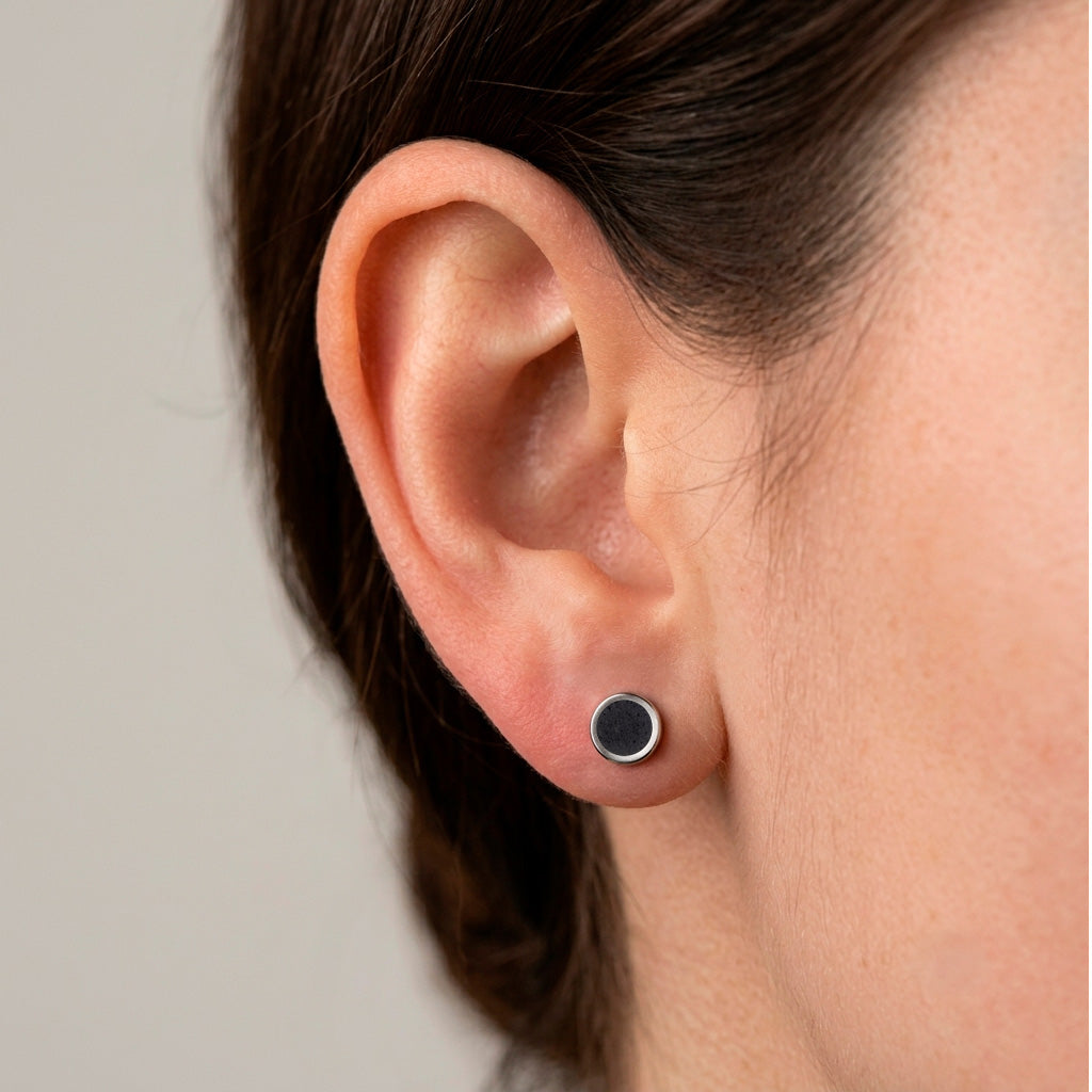 Titanium & Graphite Black Earrings S