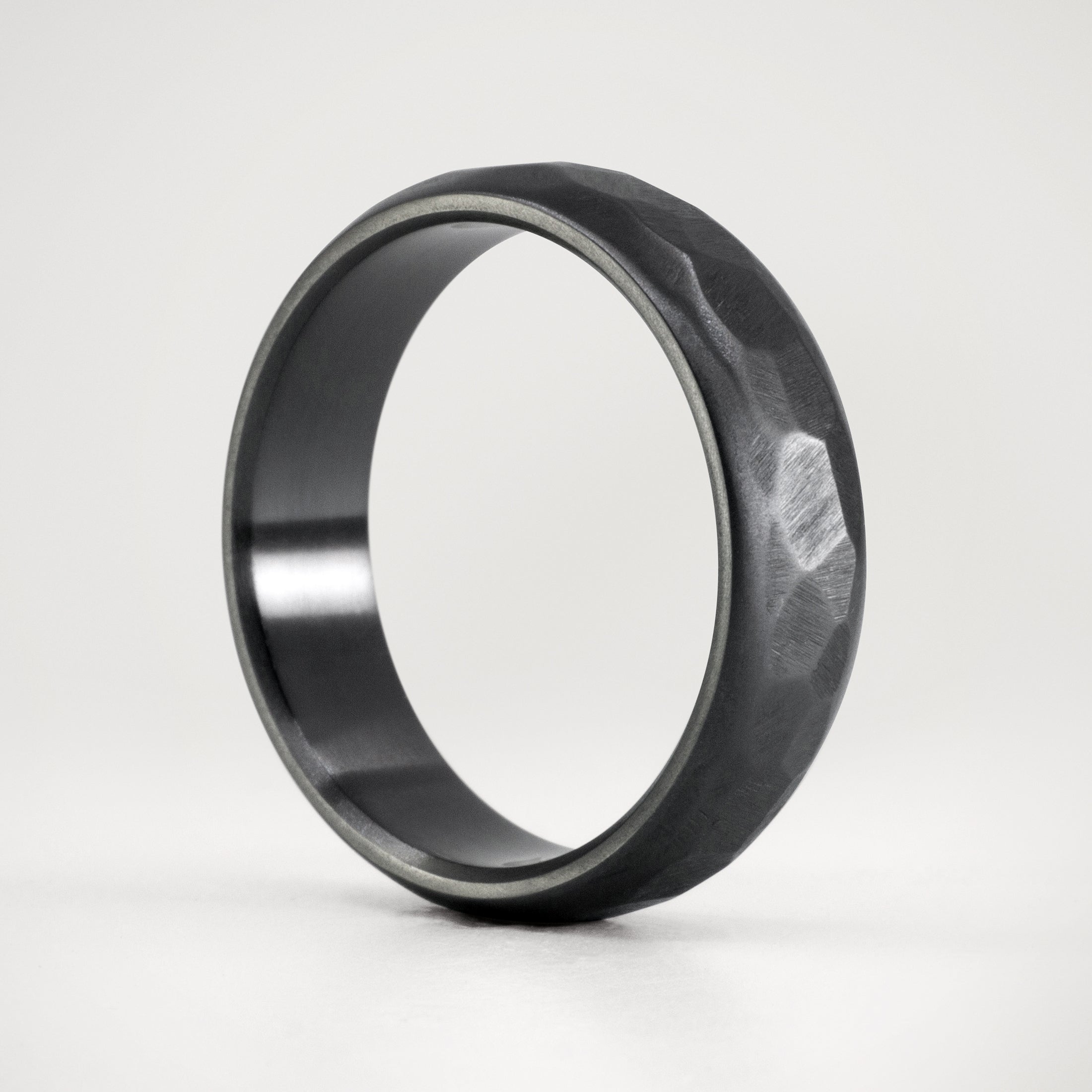 Set Brushed and Hammered Zirconium with graphite diamond
