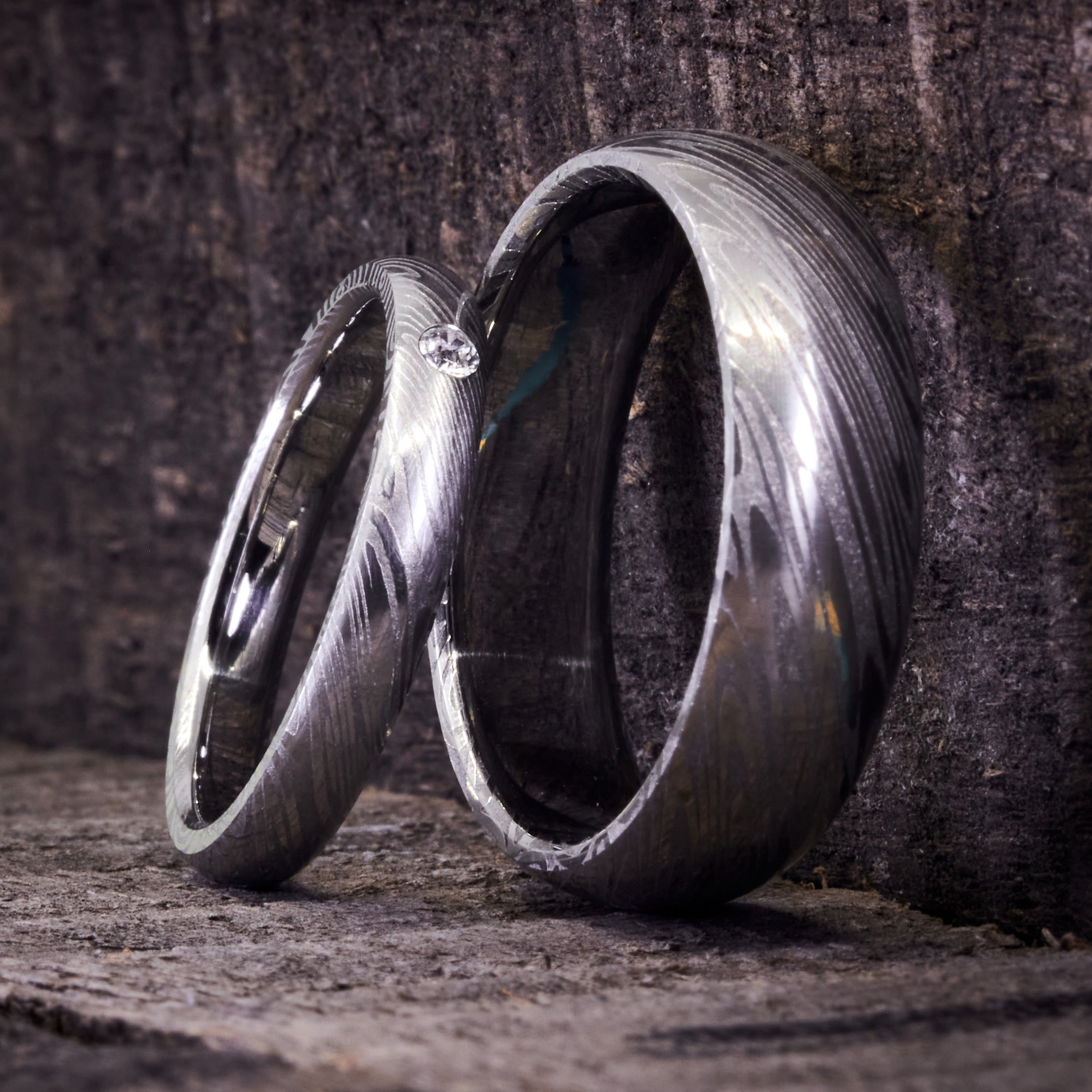 Polished Damascus steel men ring