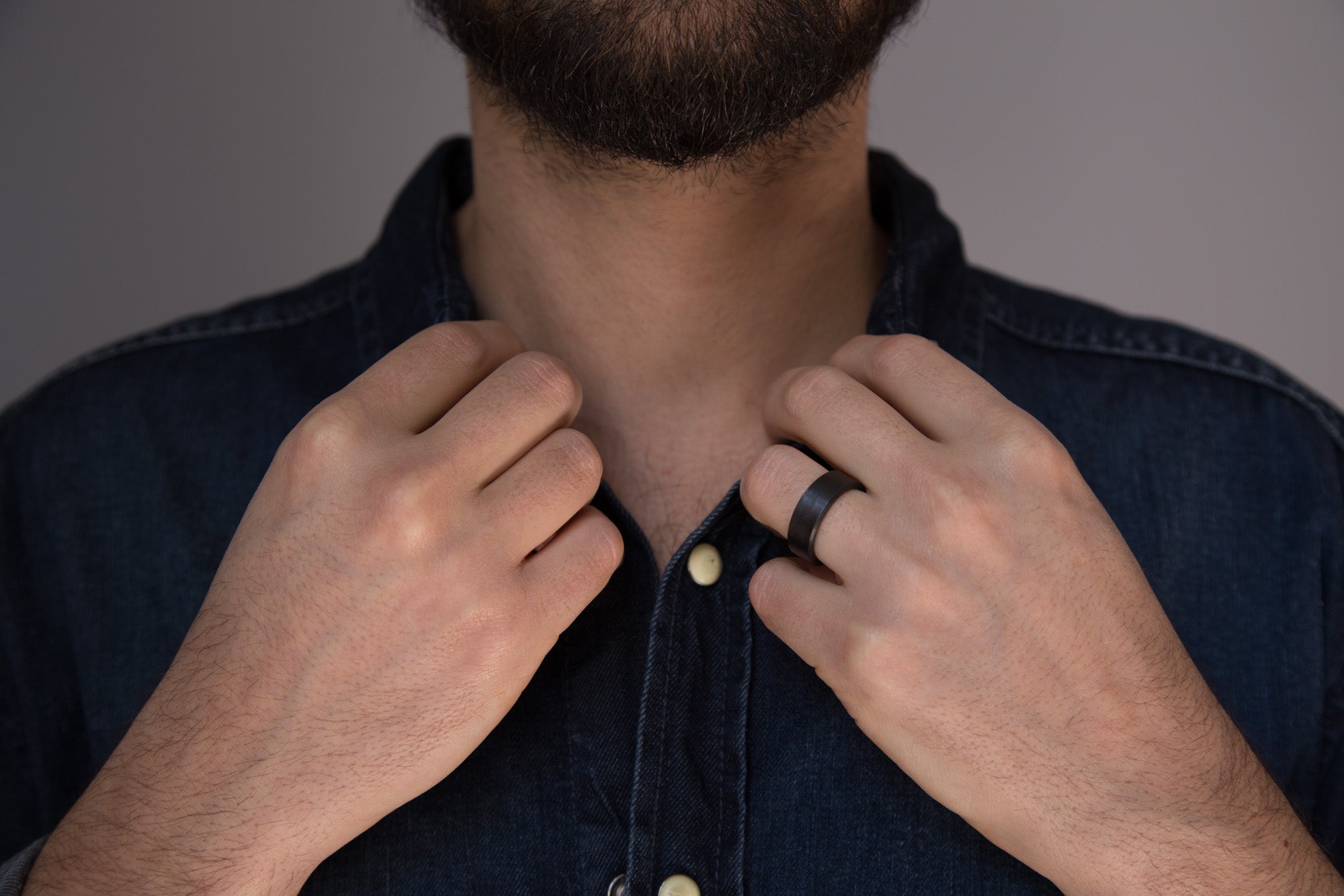 Flat carbon fiber men ring