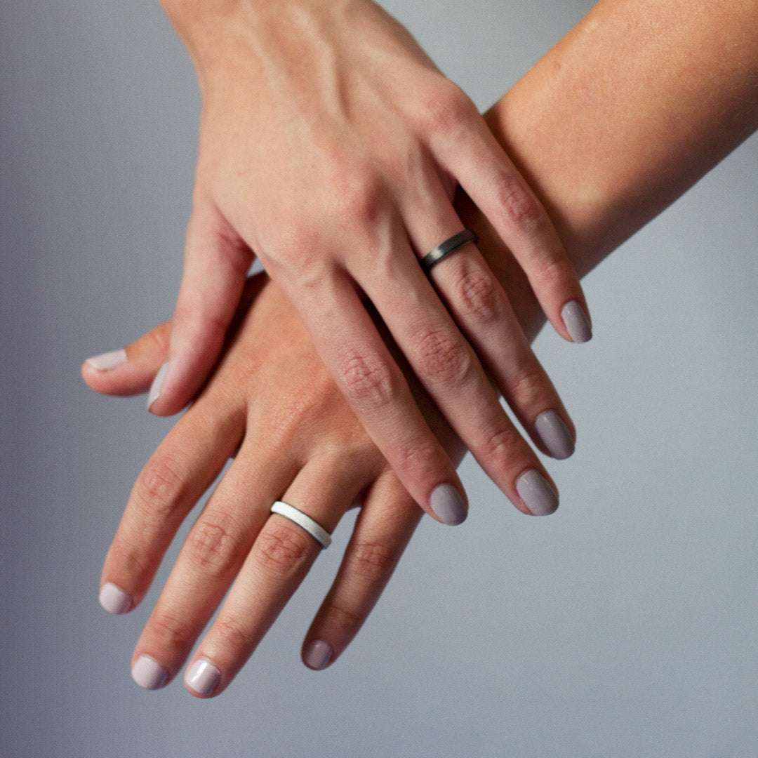 Carrara marble and titanium