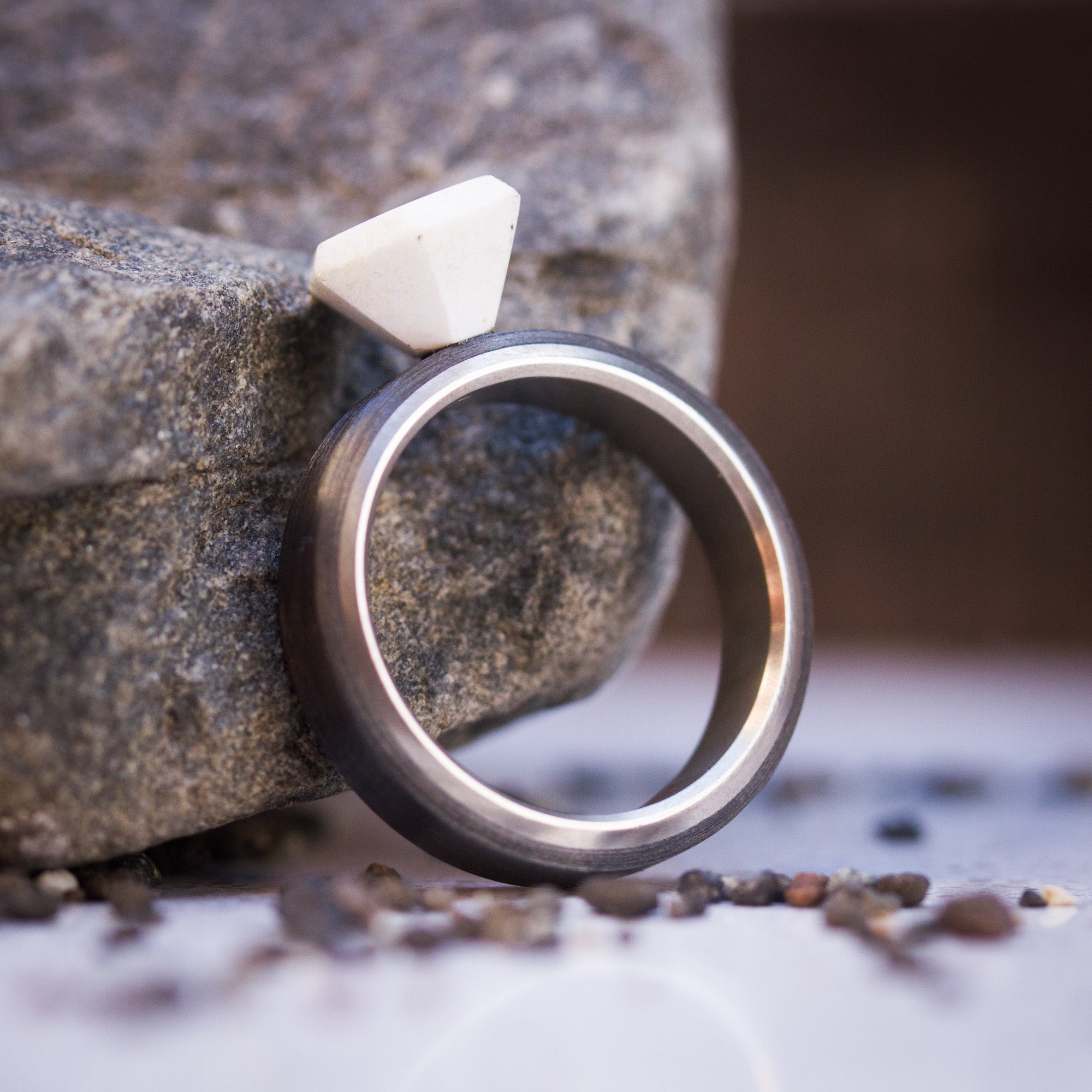 Alternative Solitaire Marble diamond Ring