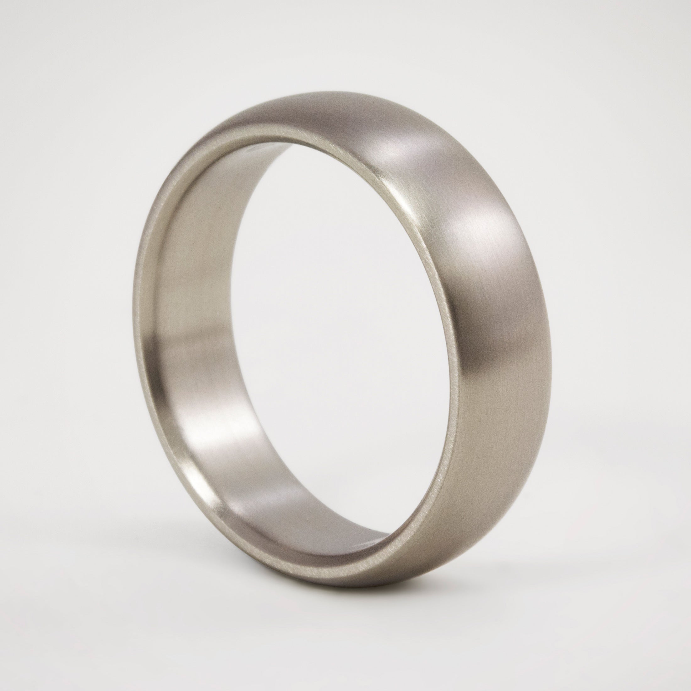 Rounded matte titanium men ring