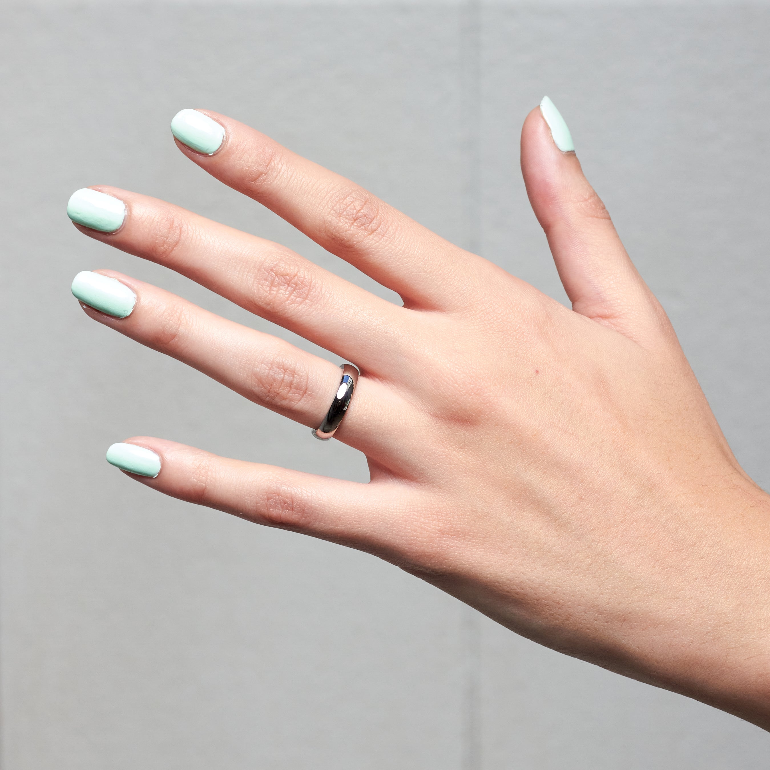 R2G! - ROUNDED POLISHED TITANIUM