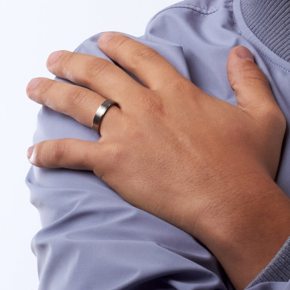 R2G! - BRUSHED TITANIUM