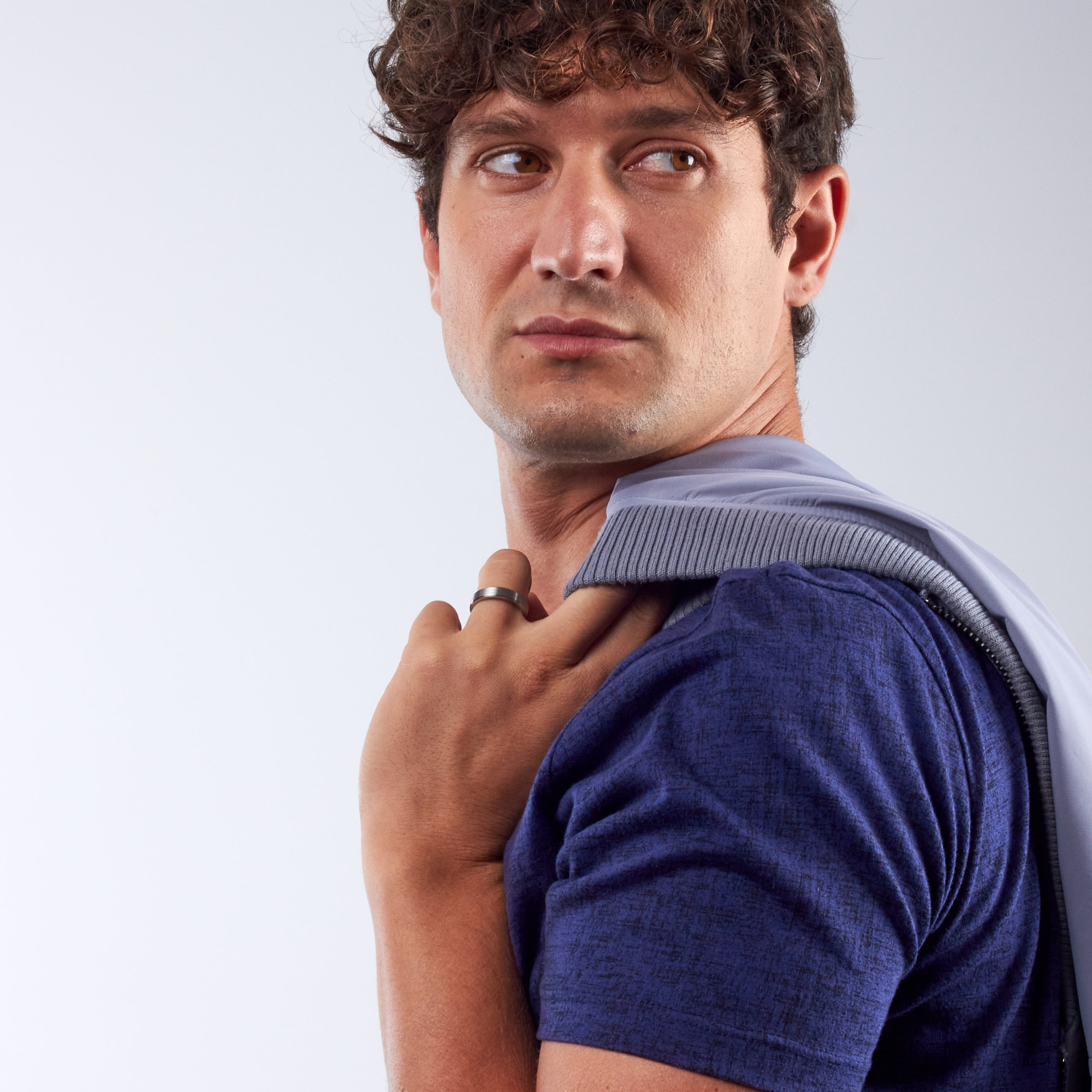 R2G! - BRUSHED TITANIUM