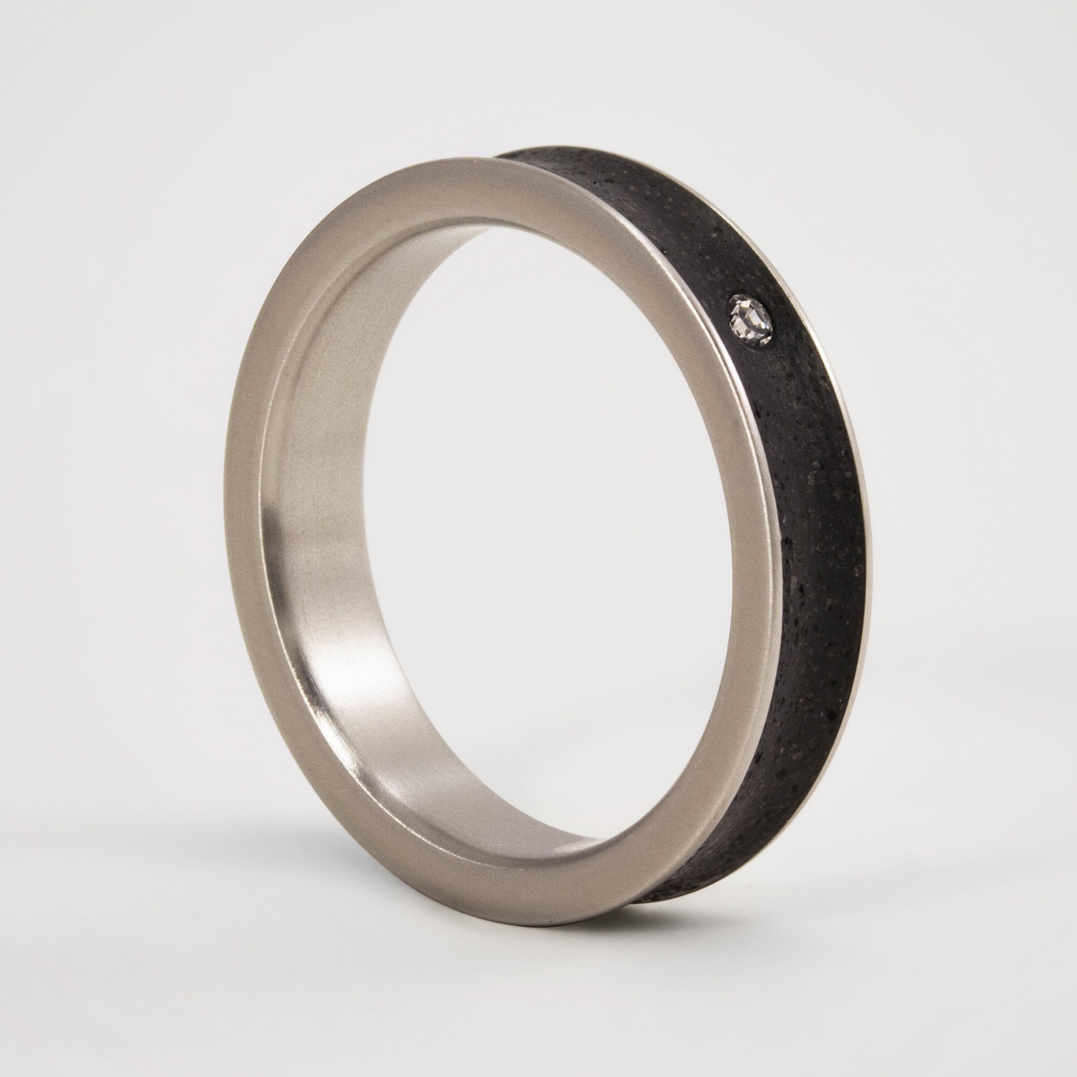 SET Black concrete and titanium