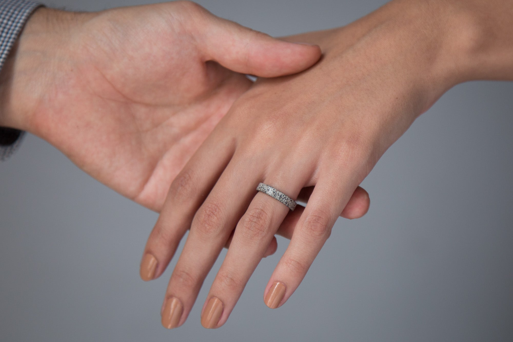 Patagonic Concrete and Titanium women ring