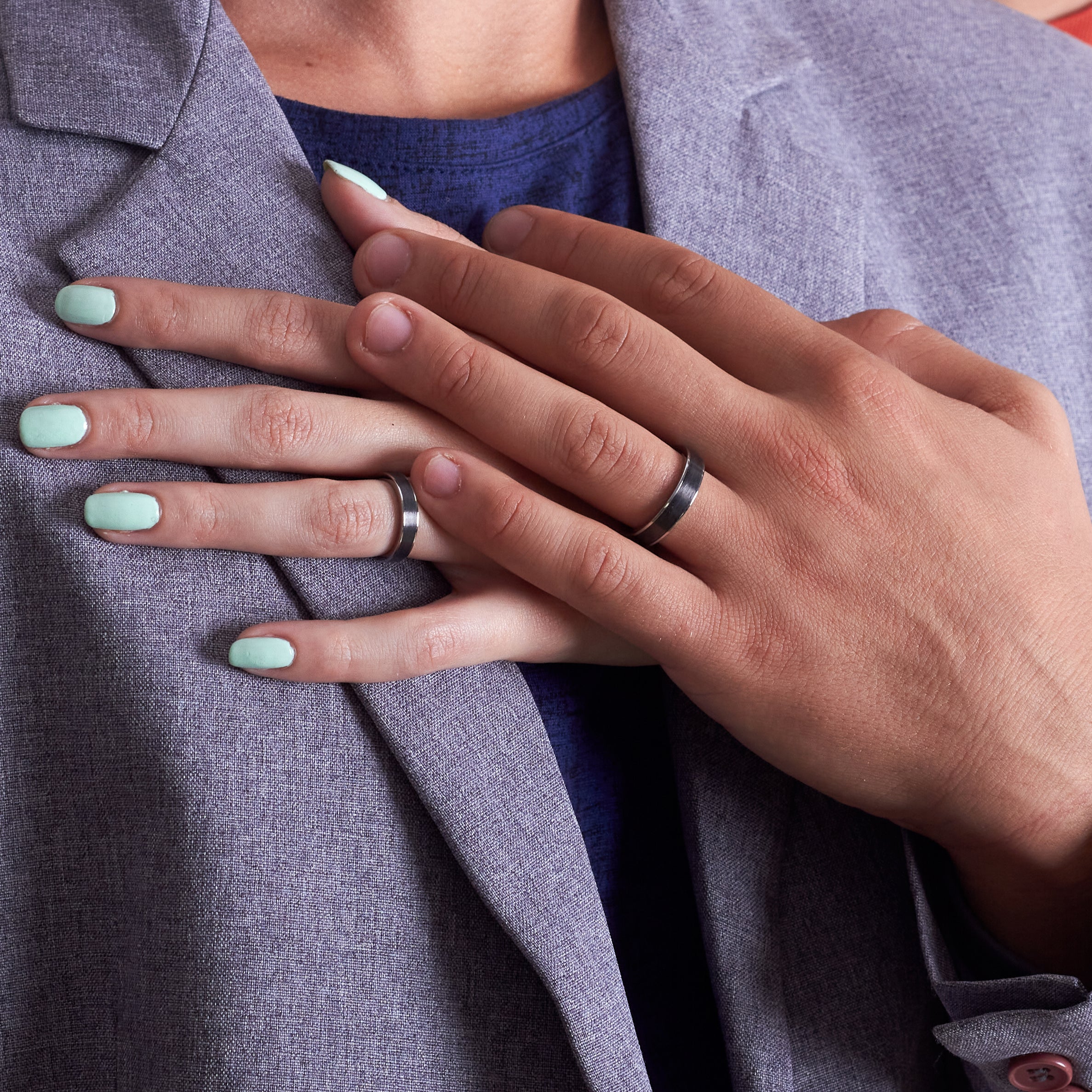 SET CARBON FIBER AND POLISHED TITANIUM WITH WHITE CRYSTAL