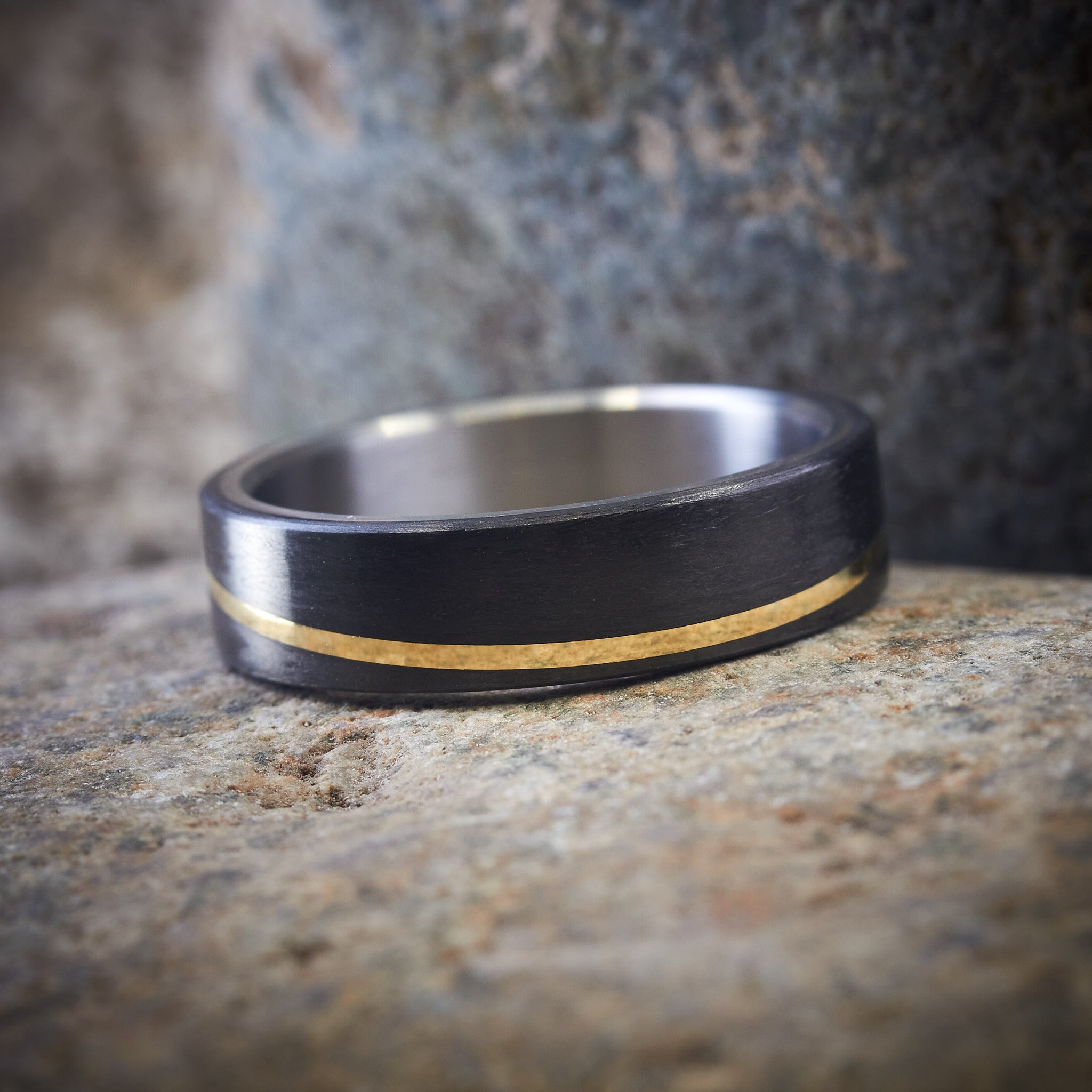 Carbon fiber 18K GOLD and titanium Ring