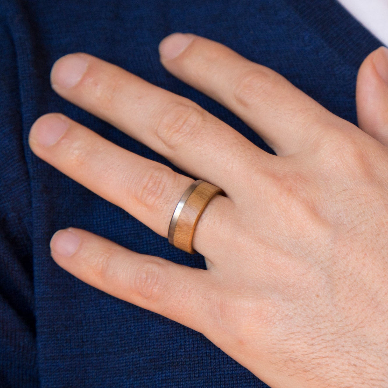 Flat olive wood and titanium Ring - Loreto Rings