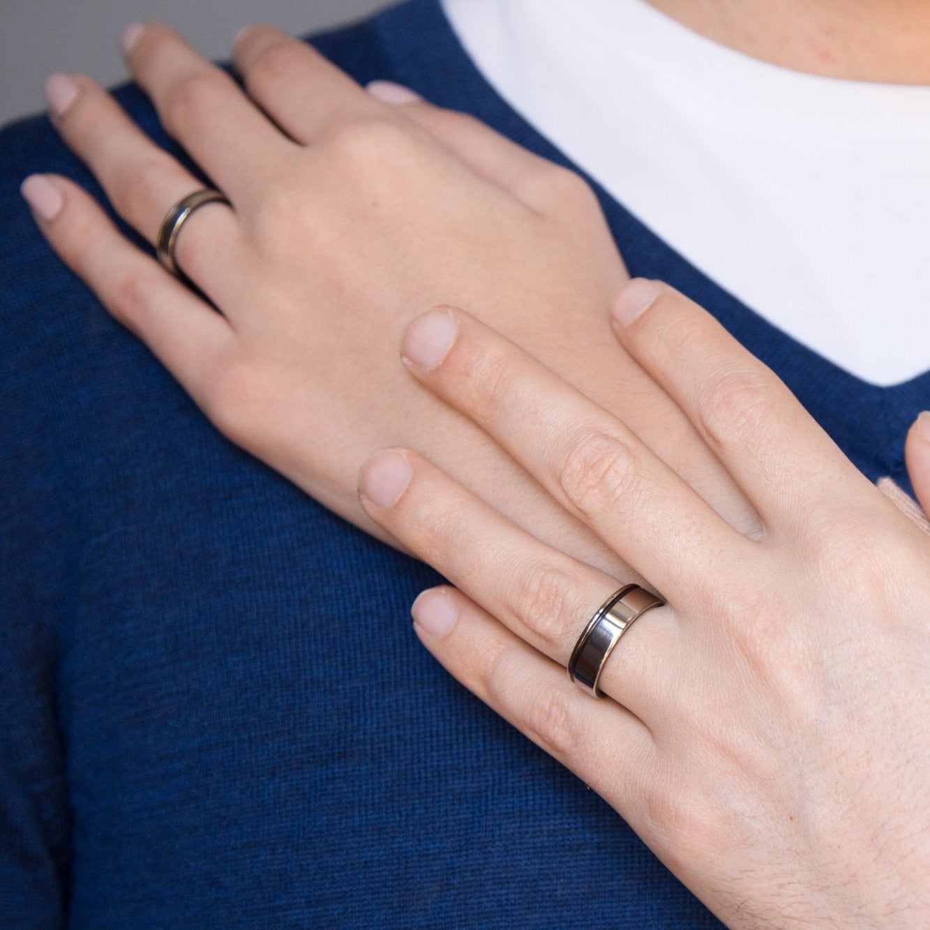 polished titanium with carbon fiber Wedding bands - Loreto Rings