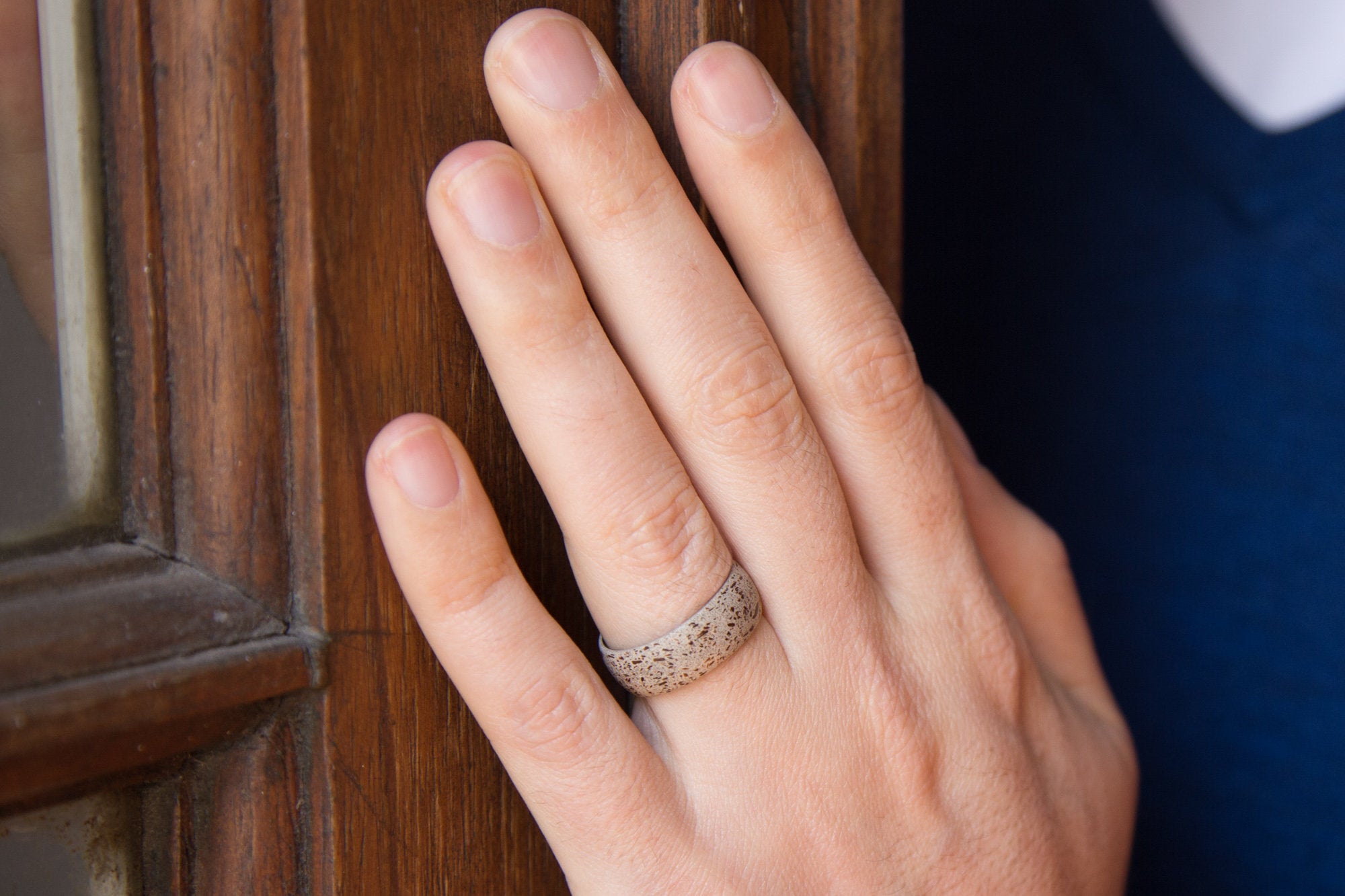 Round concrete blended with lapacho wood Ring - Loreto Rings
