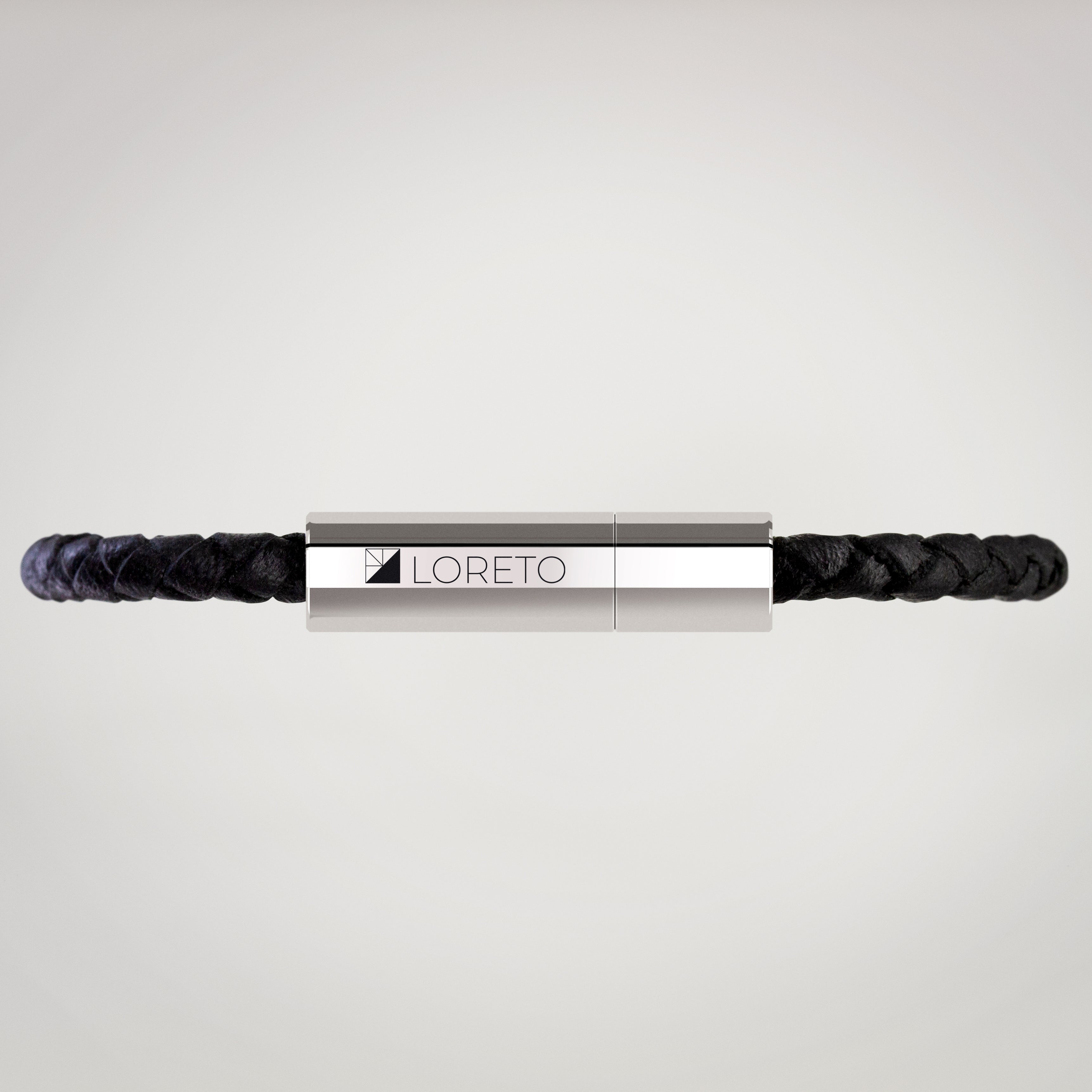 Schwarzes geflochtenes Lederarmband aus 100 % argentinischem Leder und Titan