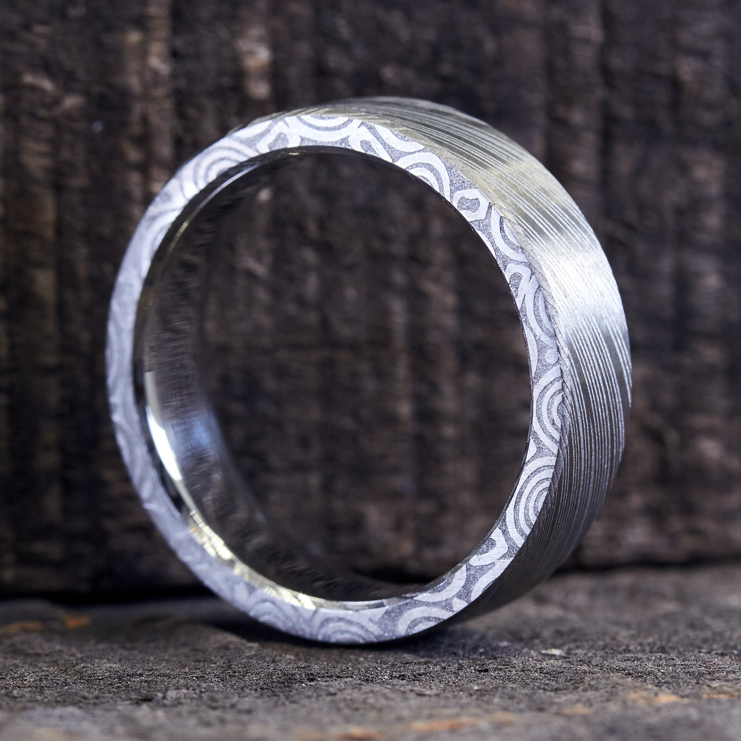 Flat Damascus steel ring