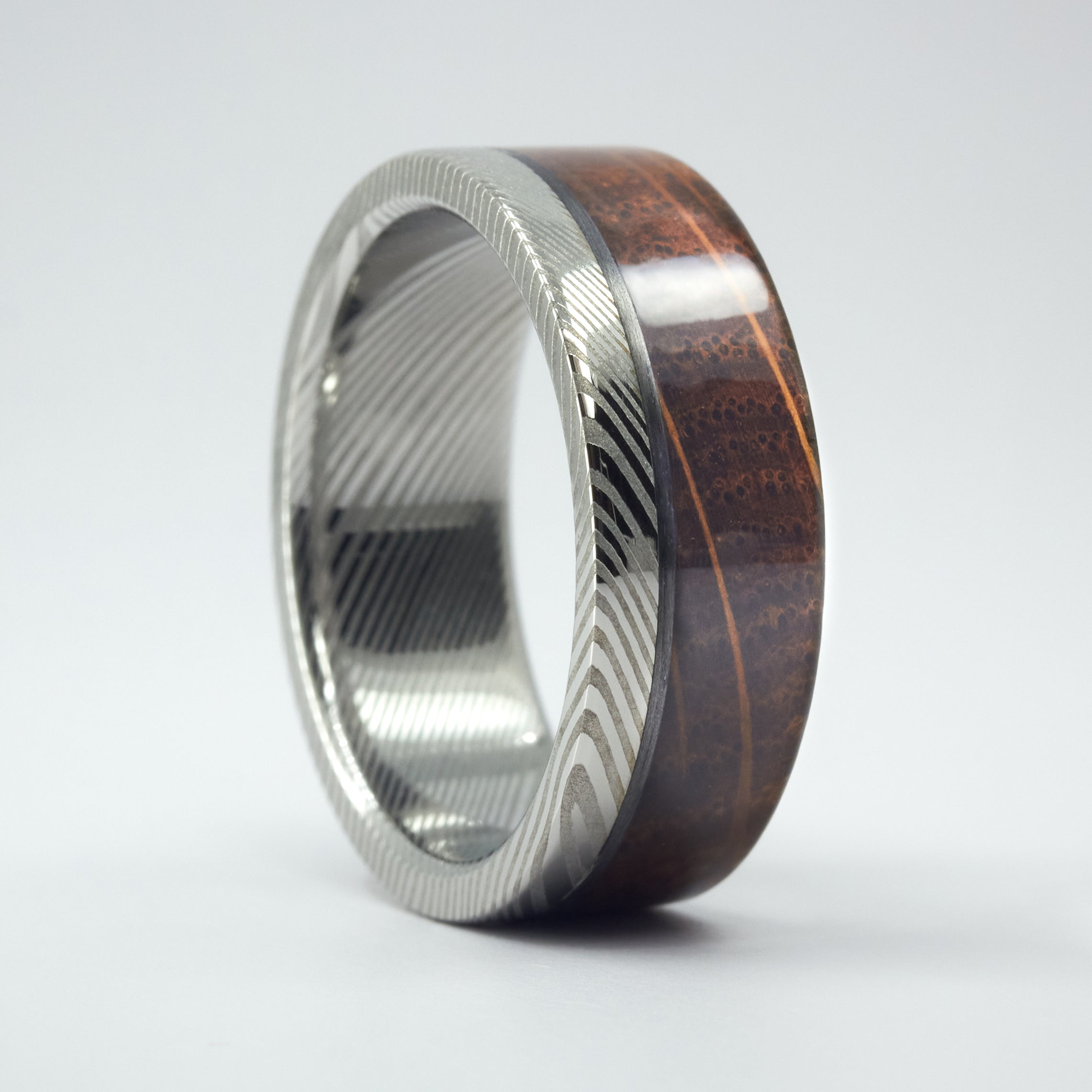 Wine Barrel Oak Wood & Damascus Steel Ring