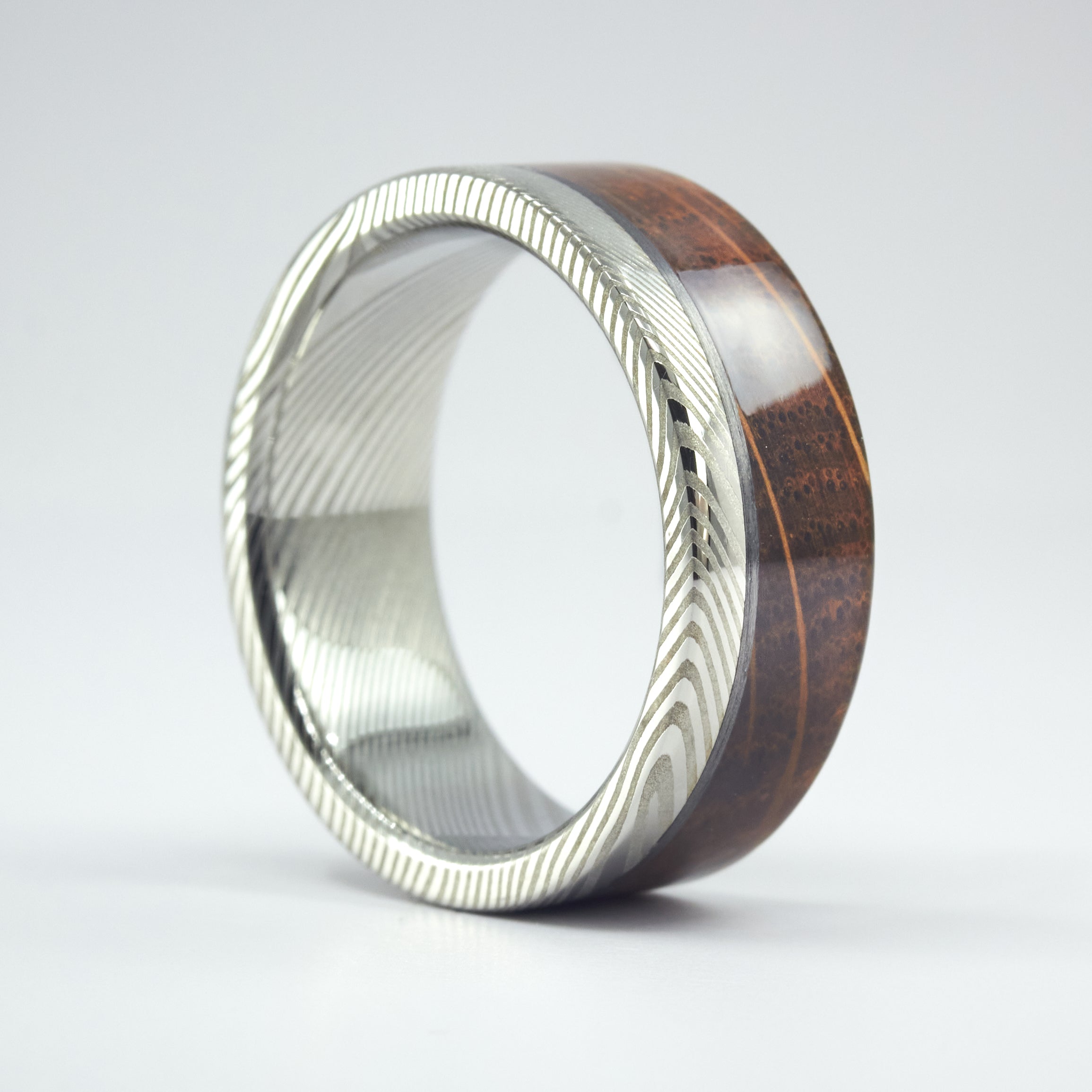 Wine Barrel Oak Wood & Damascus Steel Ring