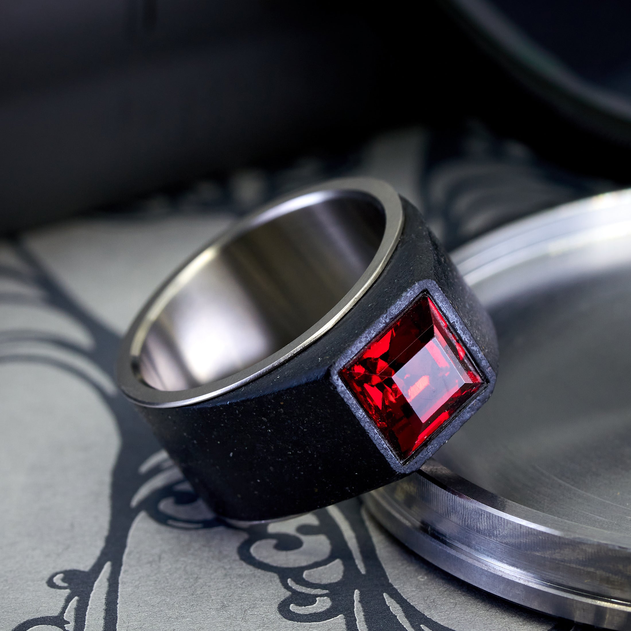 RING VITO RED