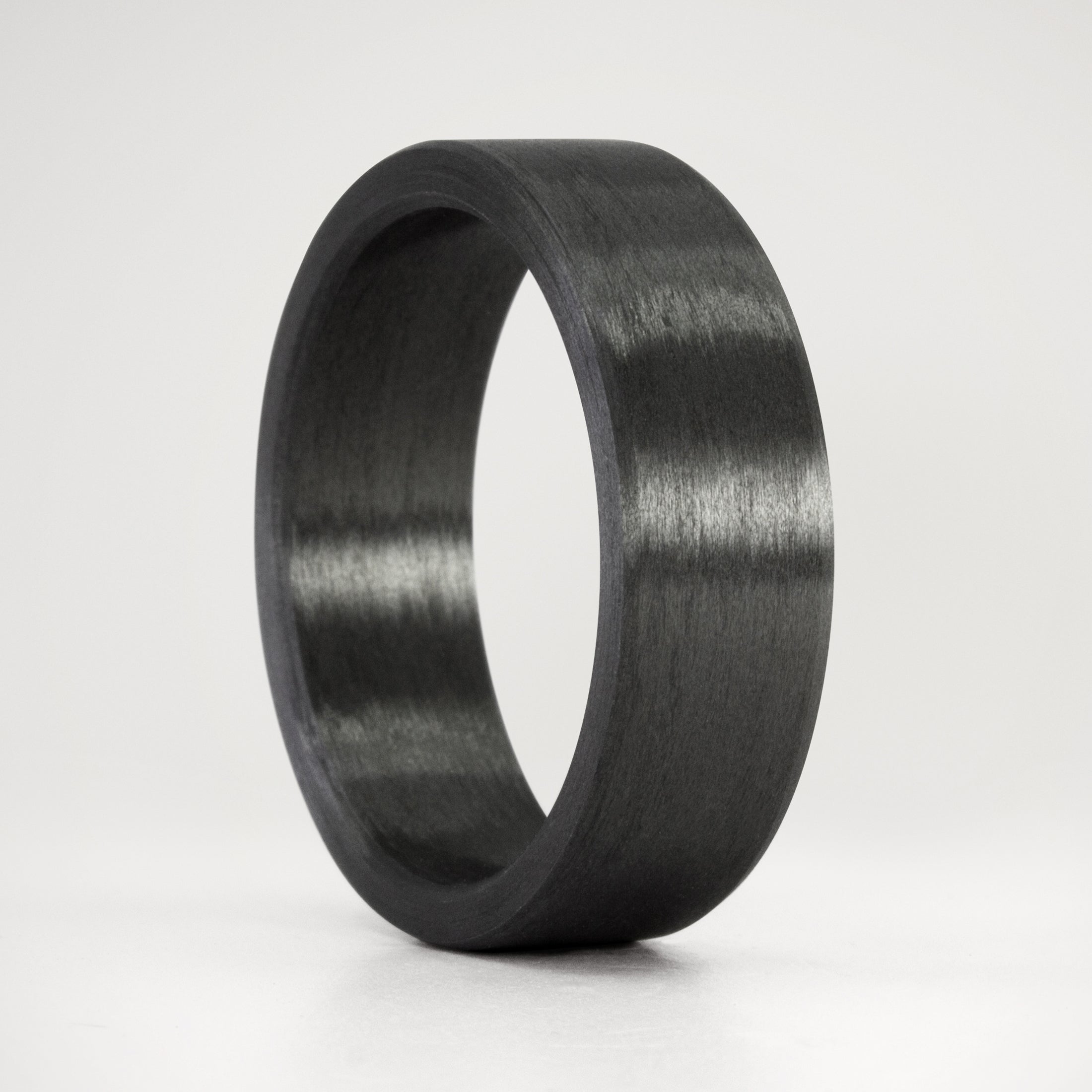 Flat carbon fiber men ring