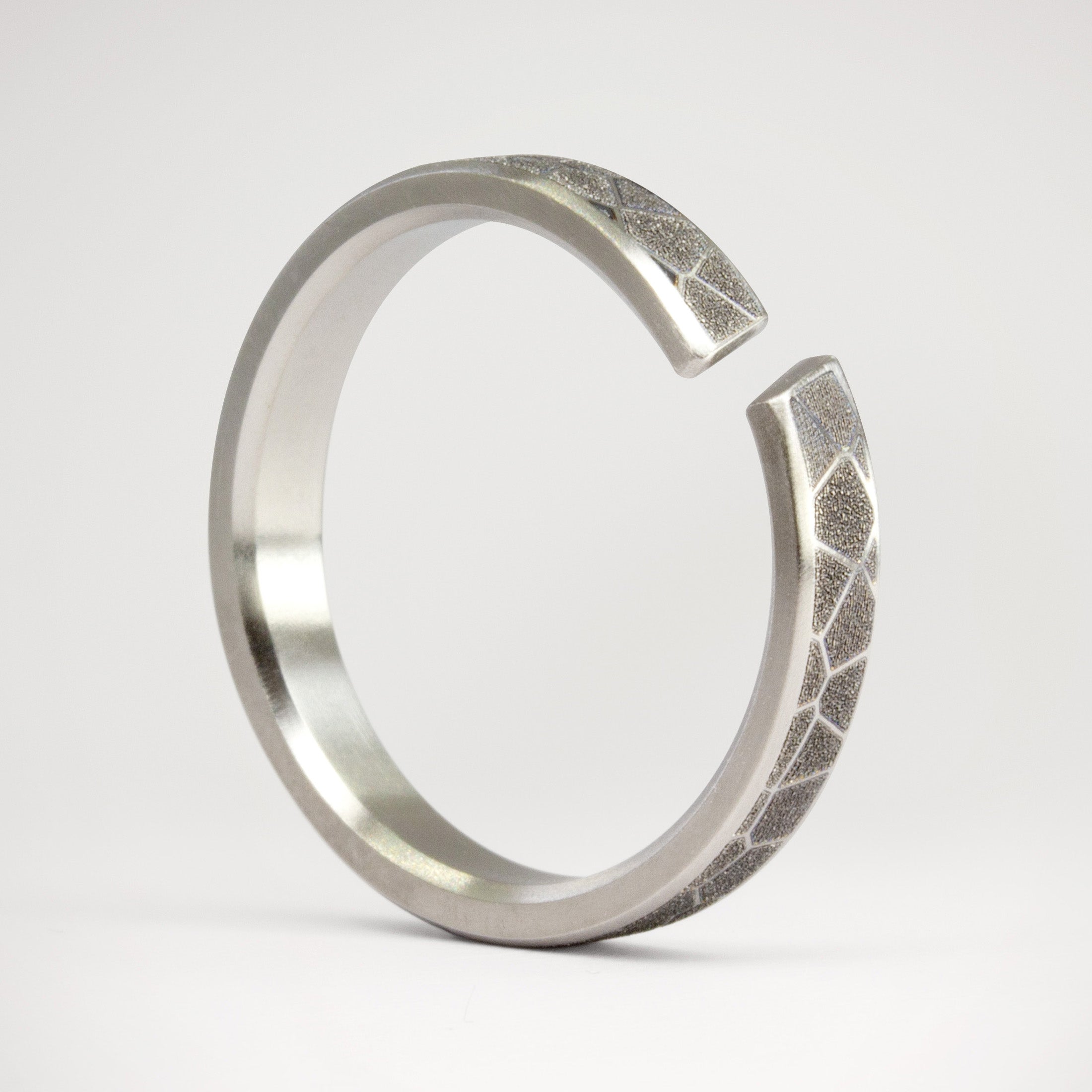 Split Geometric titanium ring