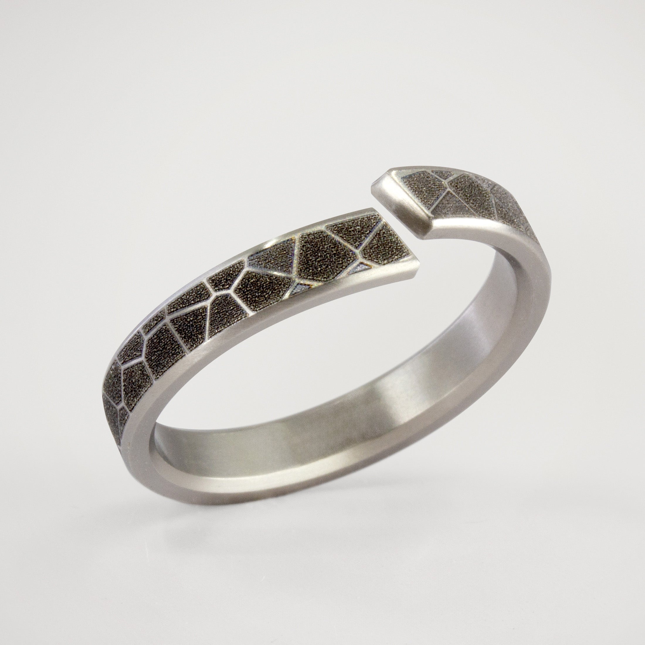 Split Geometric titanium ring