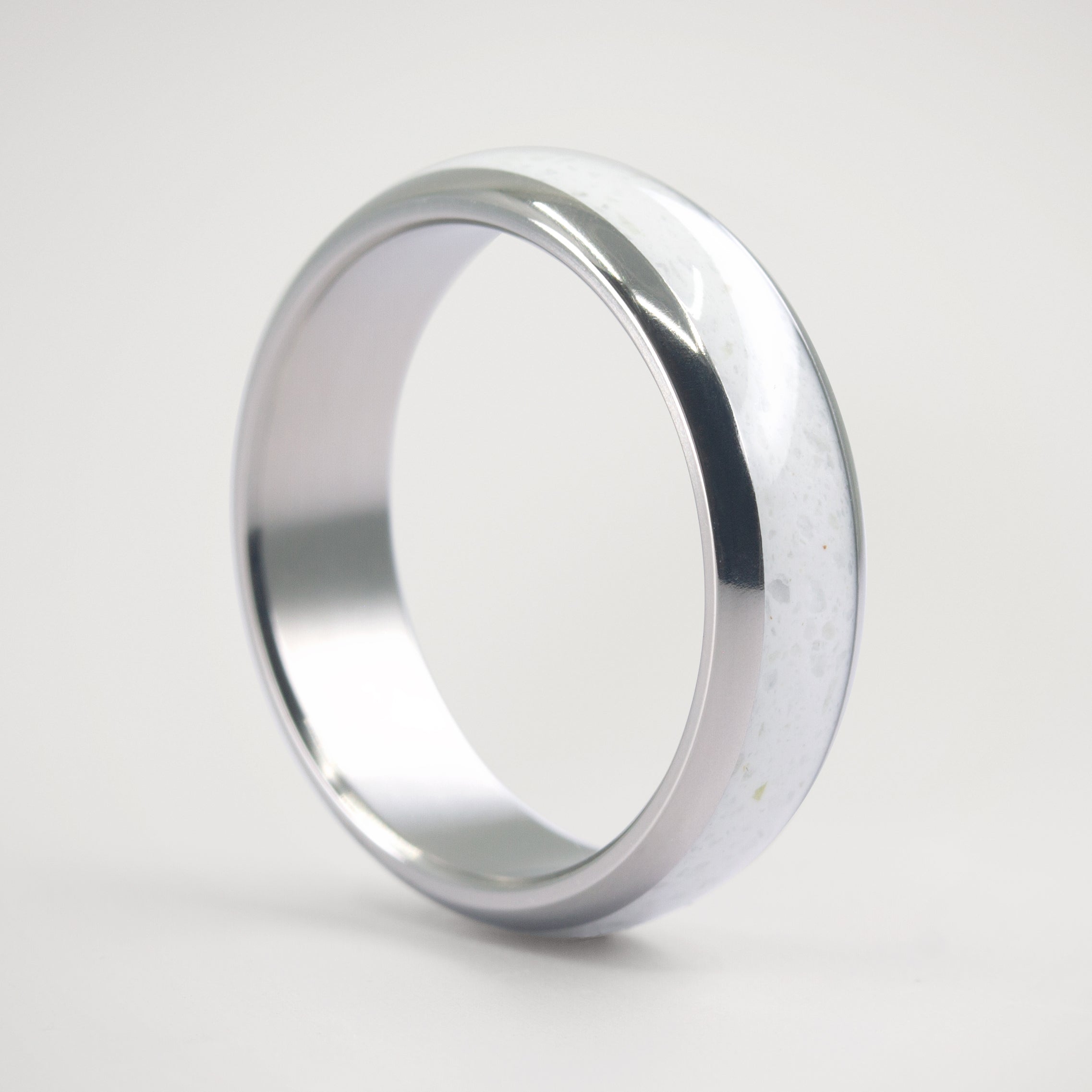 Carrara marble and titanium women ring