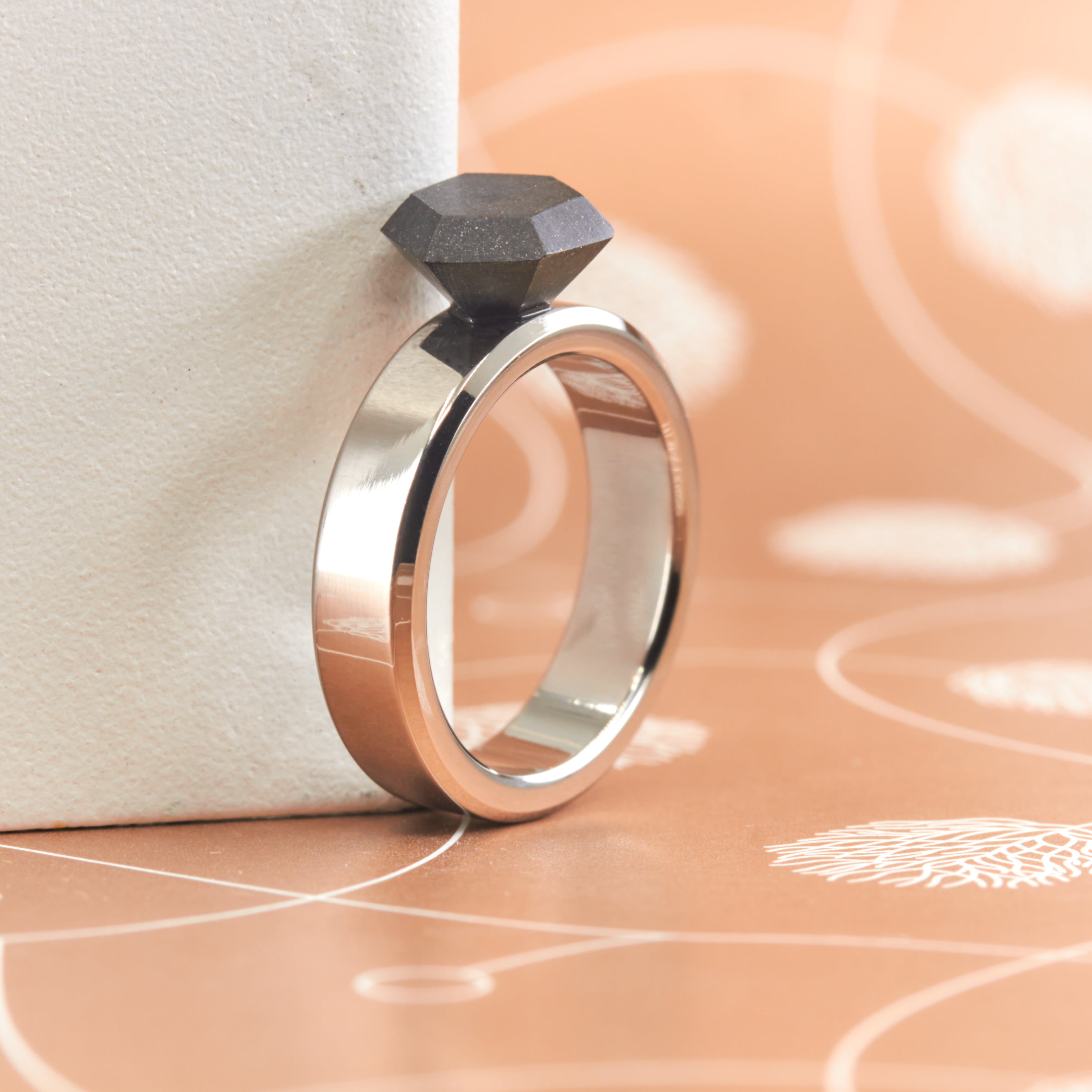 Alternative Solitaire Graphite diamond Ring