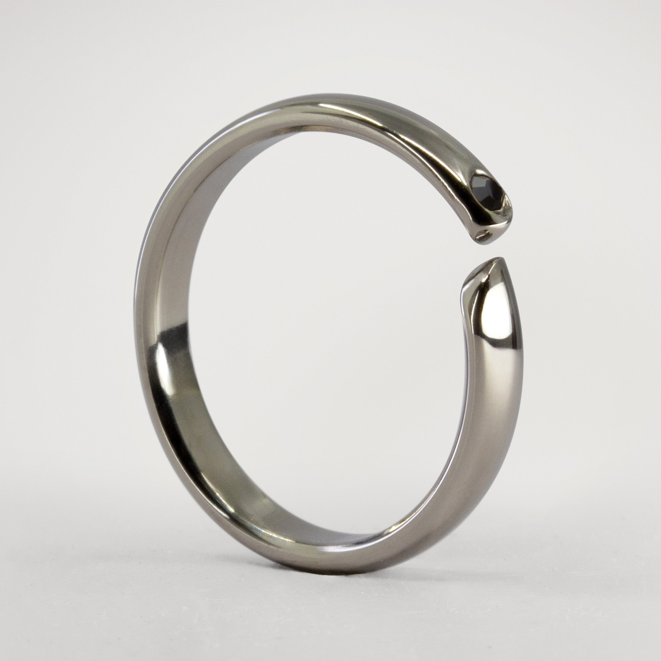 Split titanium dome ring with black crystal