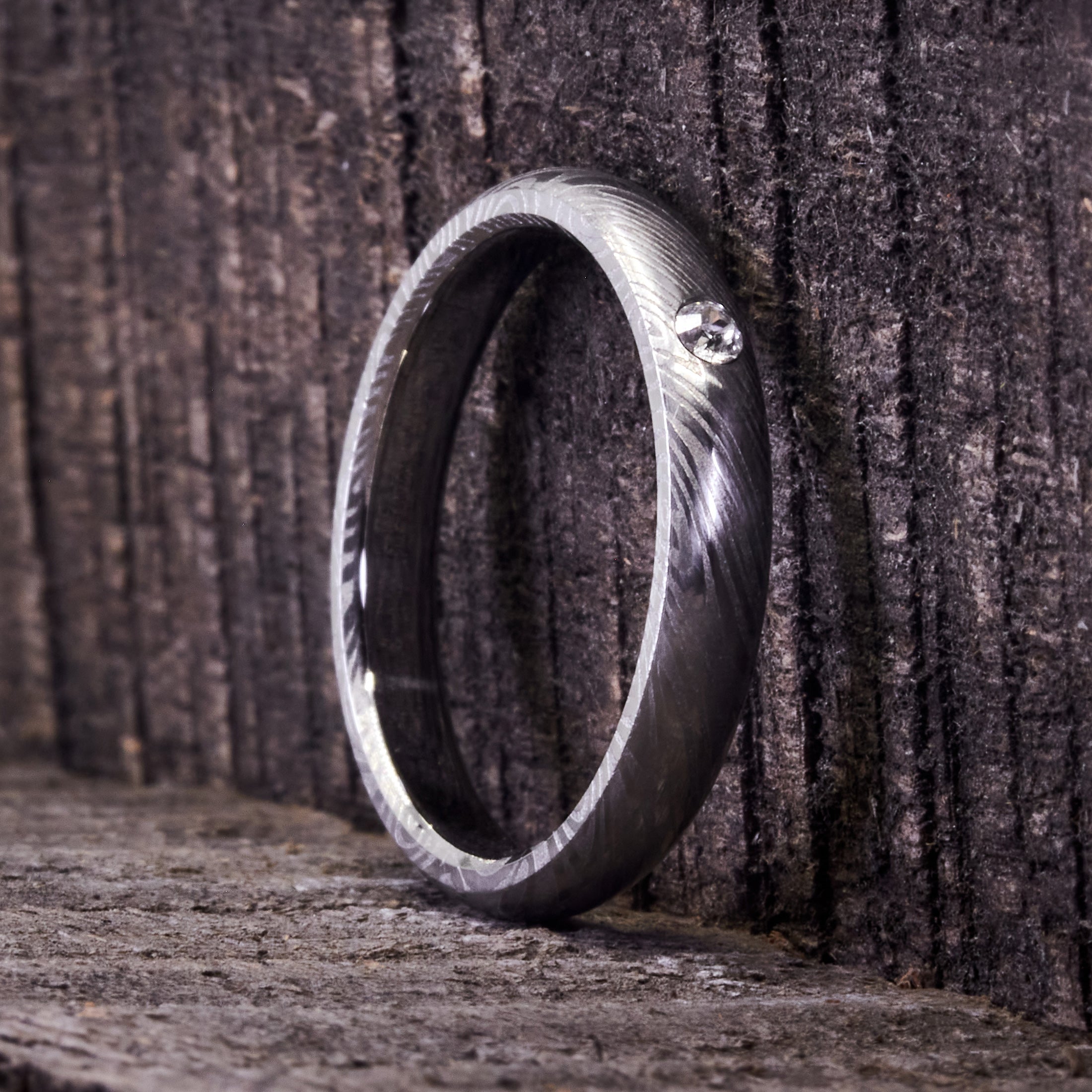 Polished Damascus steel women ring