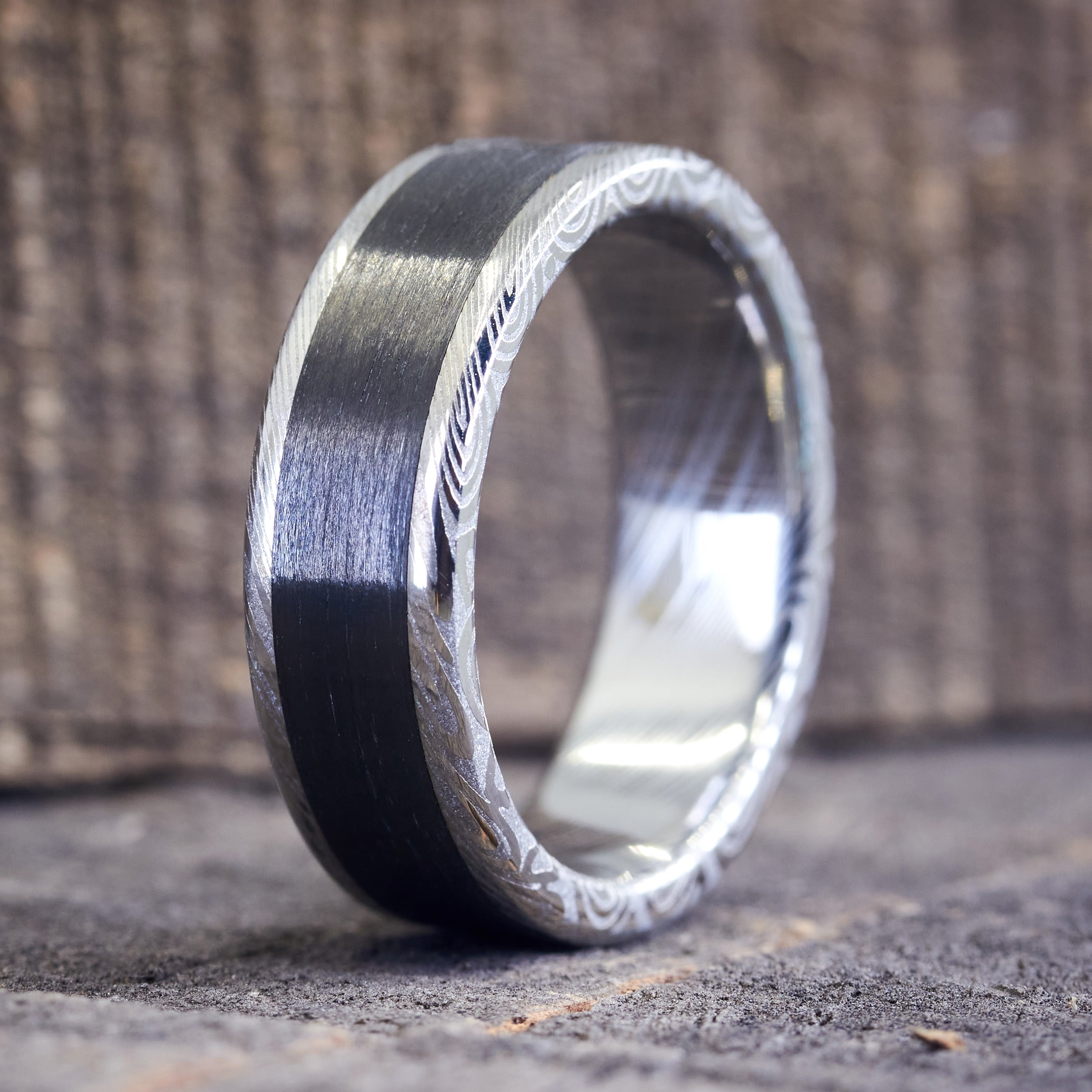 Polished Damascus steel and Carbon fiber men ring