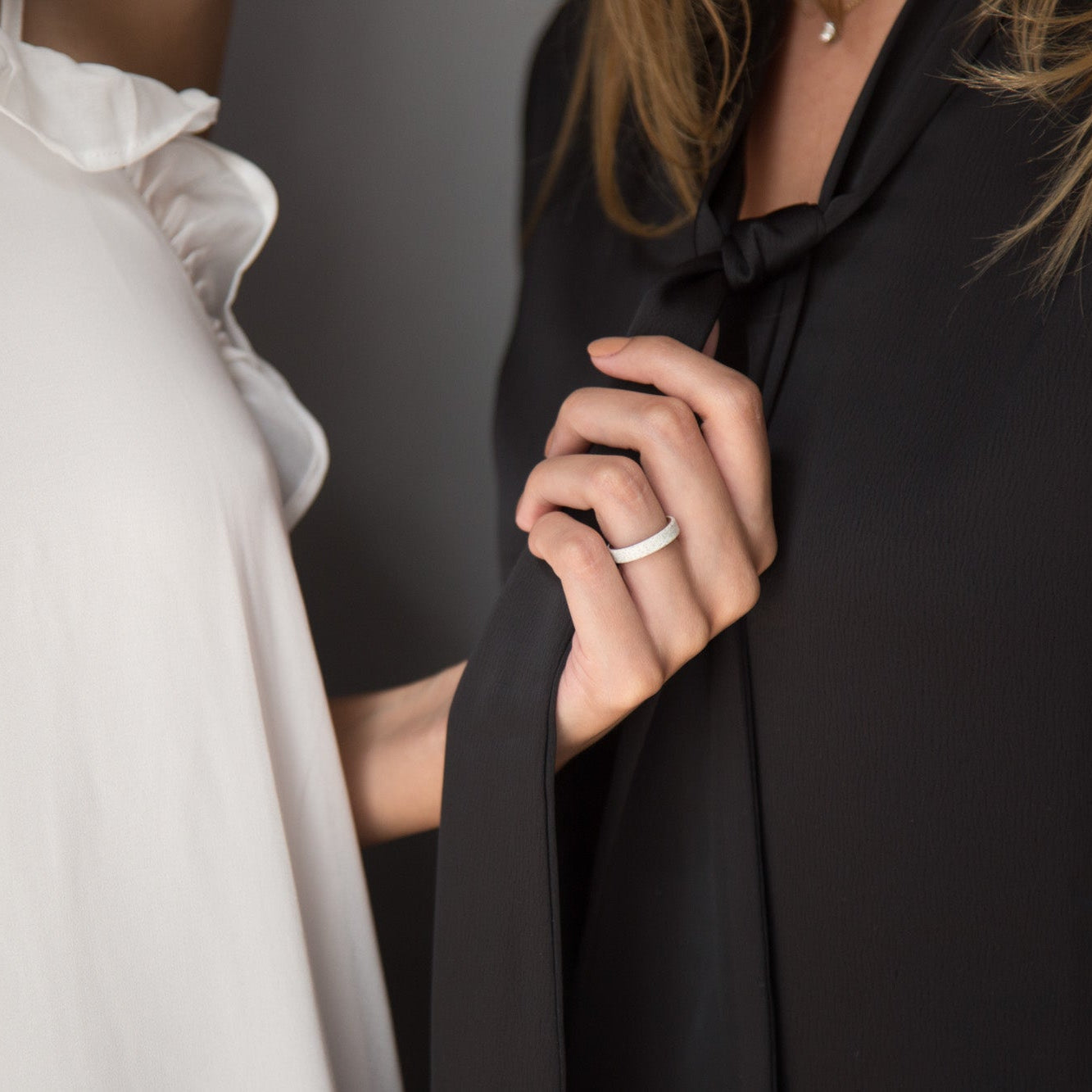 Carrara Marble bronze & wood Ring