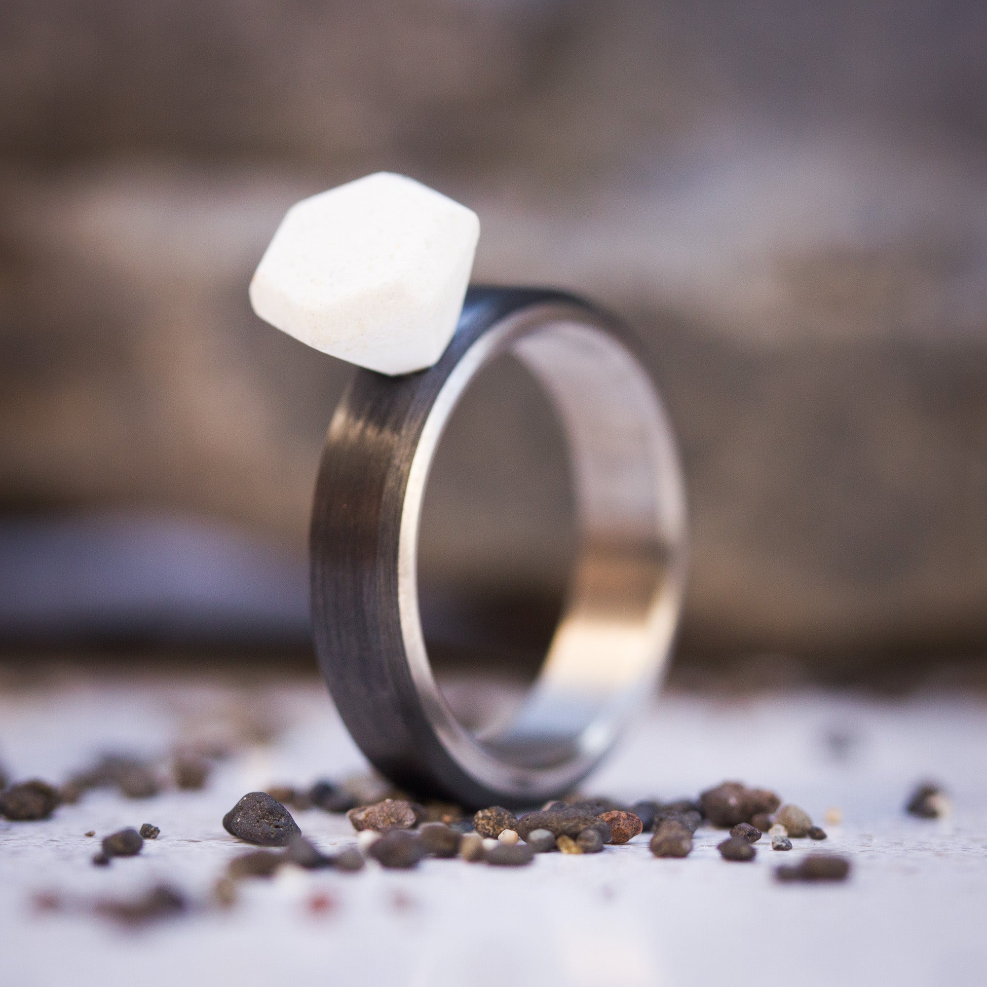 Alternative Solitaire Marble diamond Ring