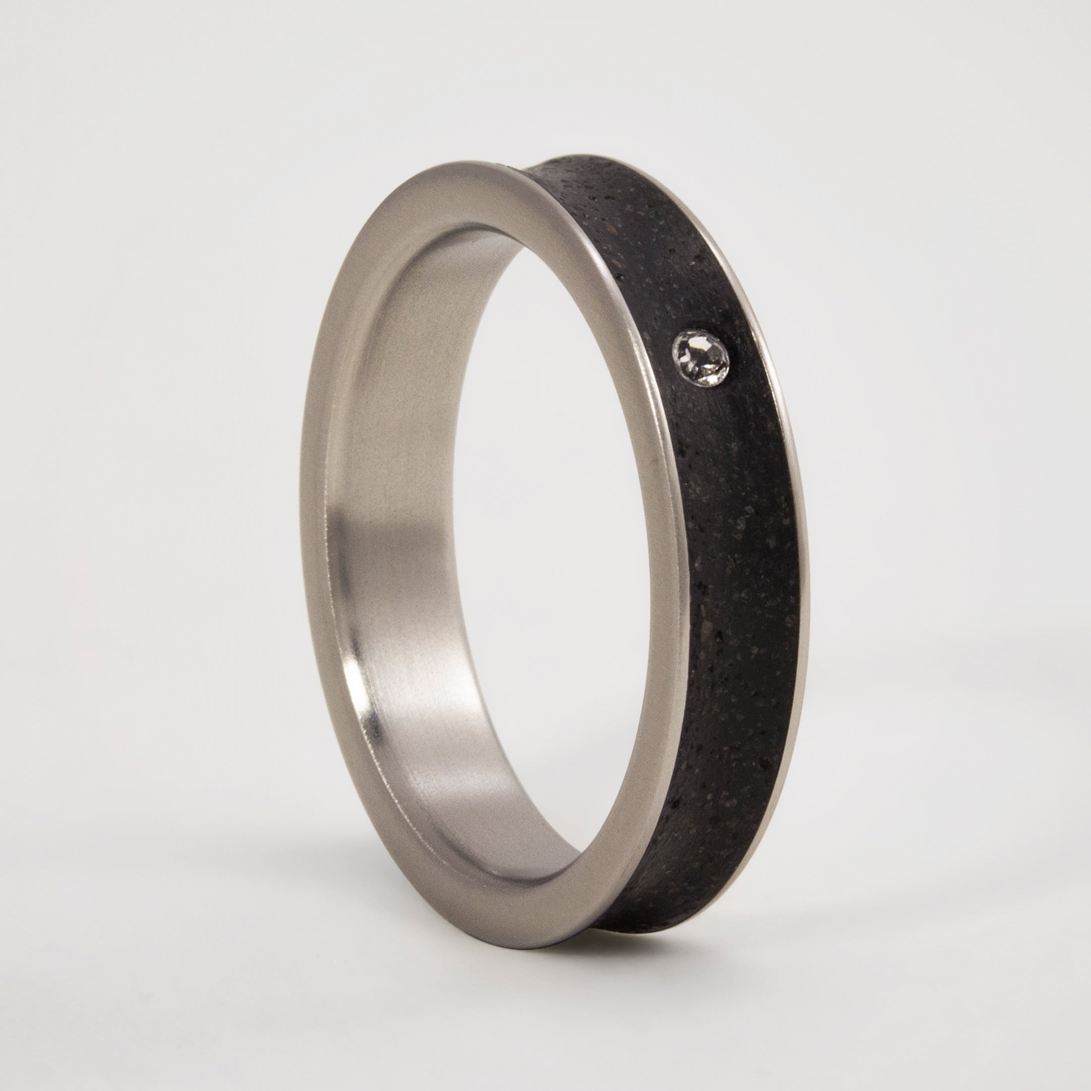 Black concrete and titanium Women Ring