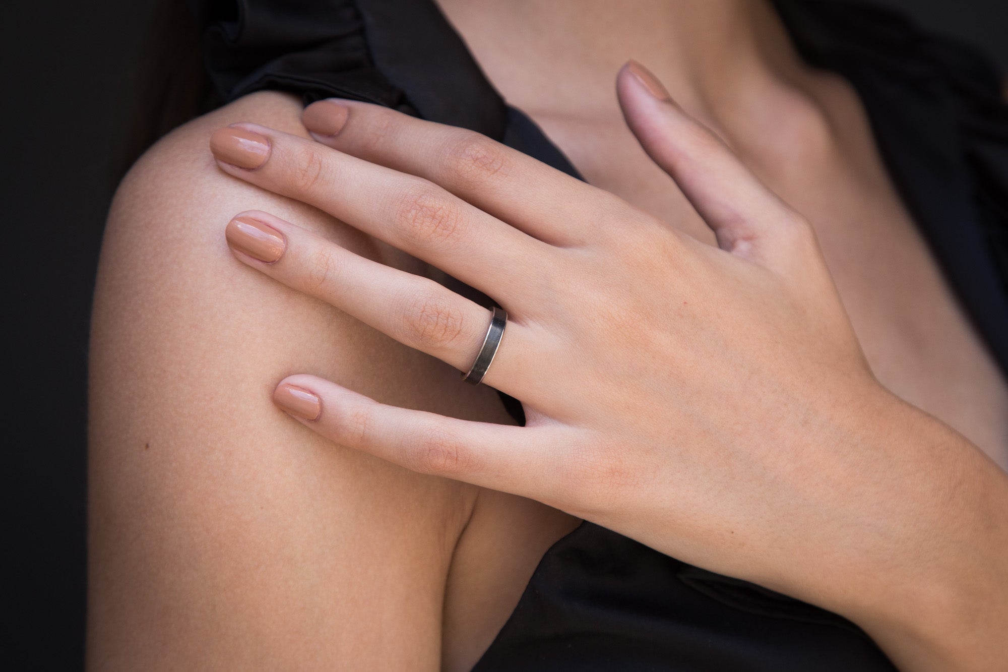Carbon fiber and polished titanium Women Ring