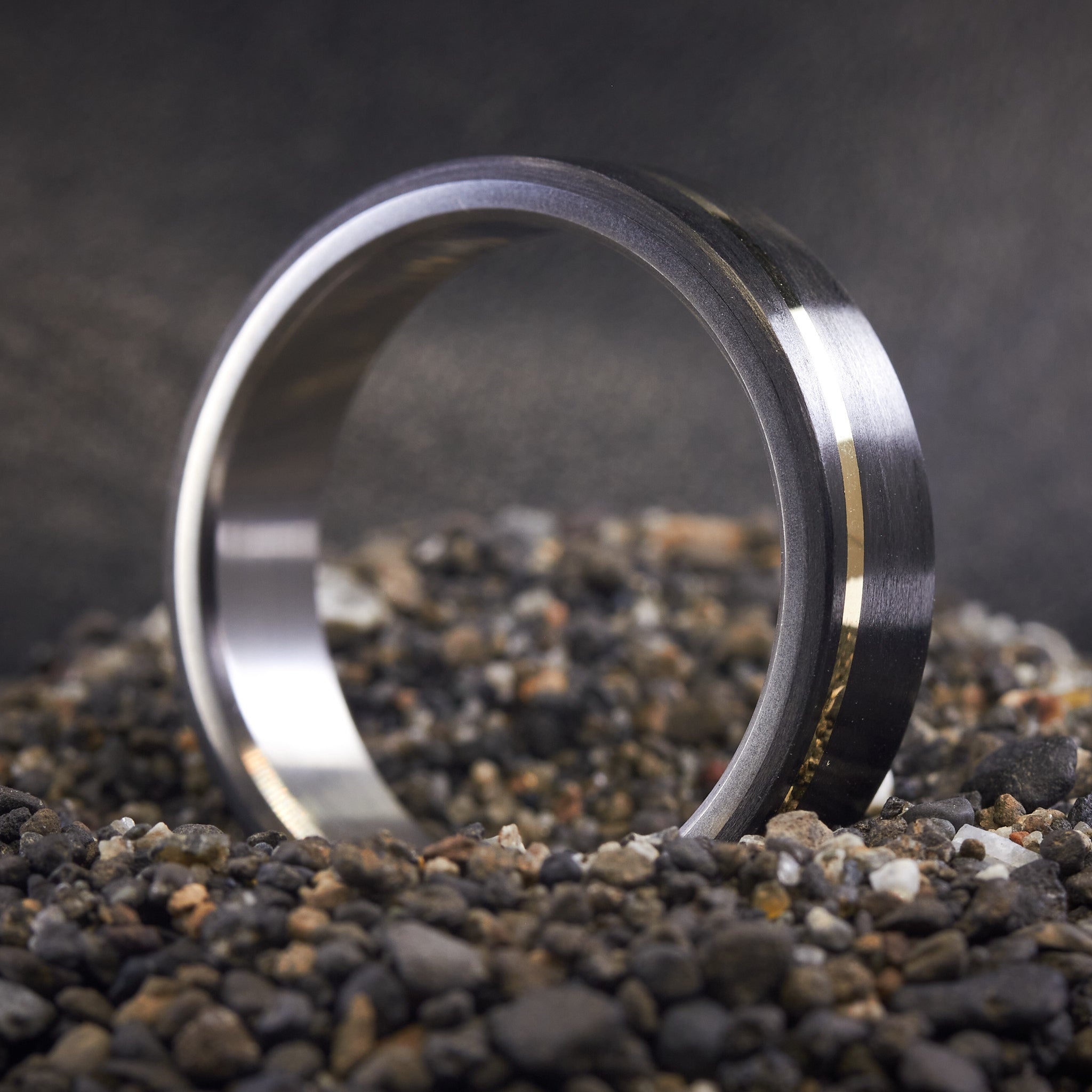 Carbon fiber 18K GOLD and titanium Ring