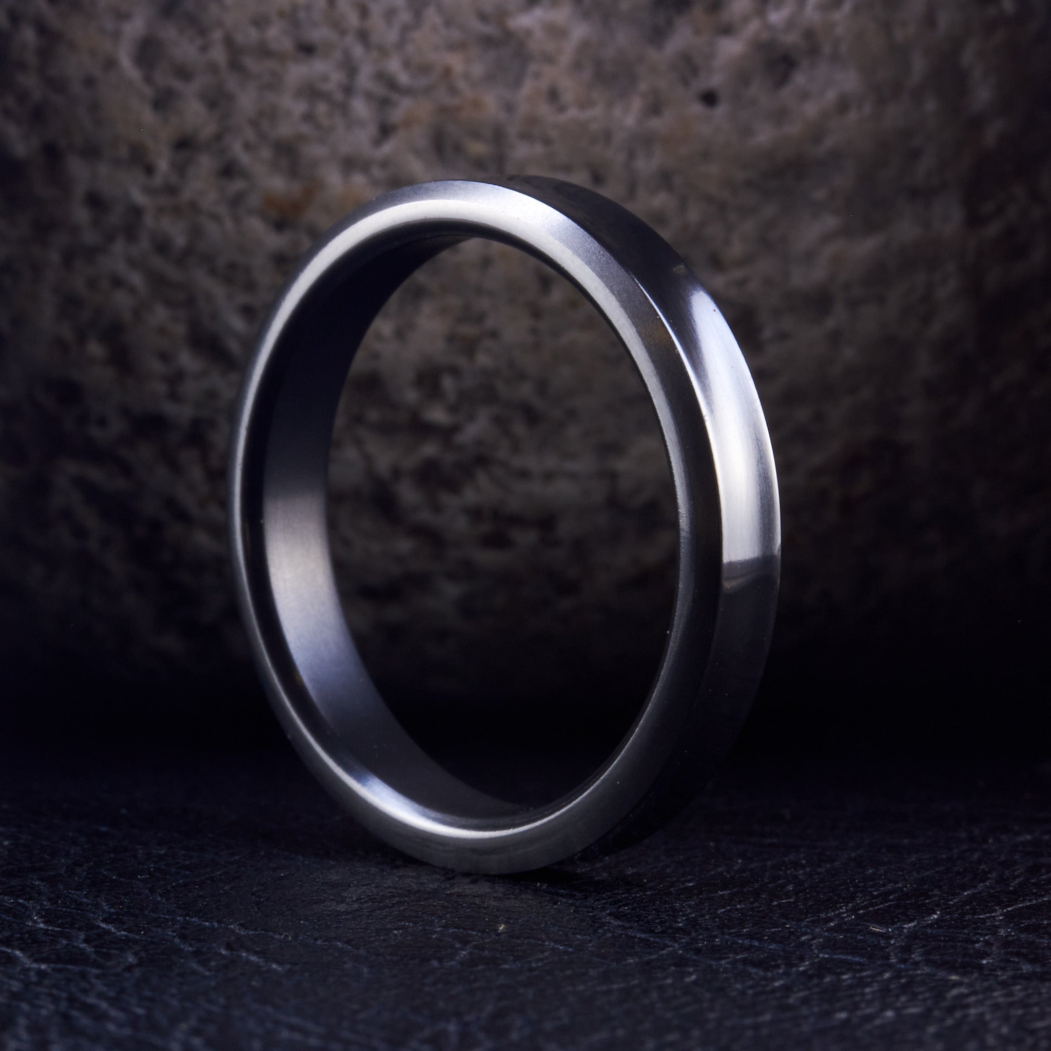 Concave Zirconium Ring