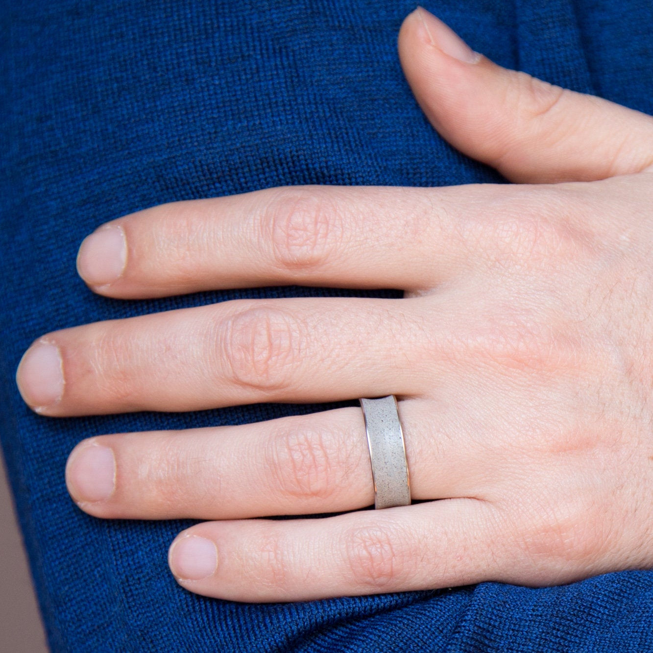 Grey concrete and titanium Ring - Loreto Rings 