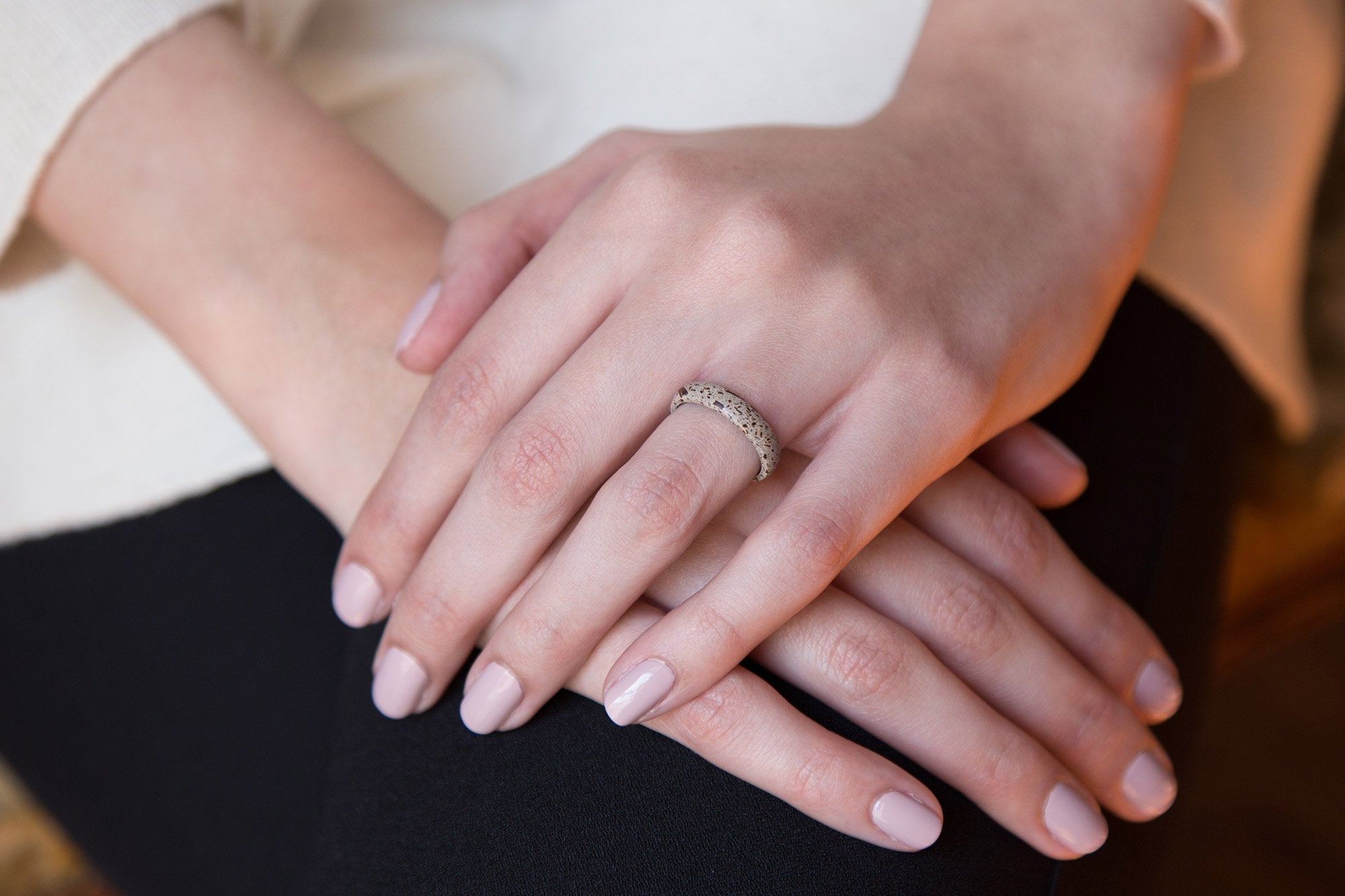 Round concrete blended with lapacho wood Wedding bands - Loreto Rings 