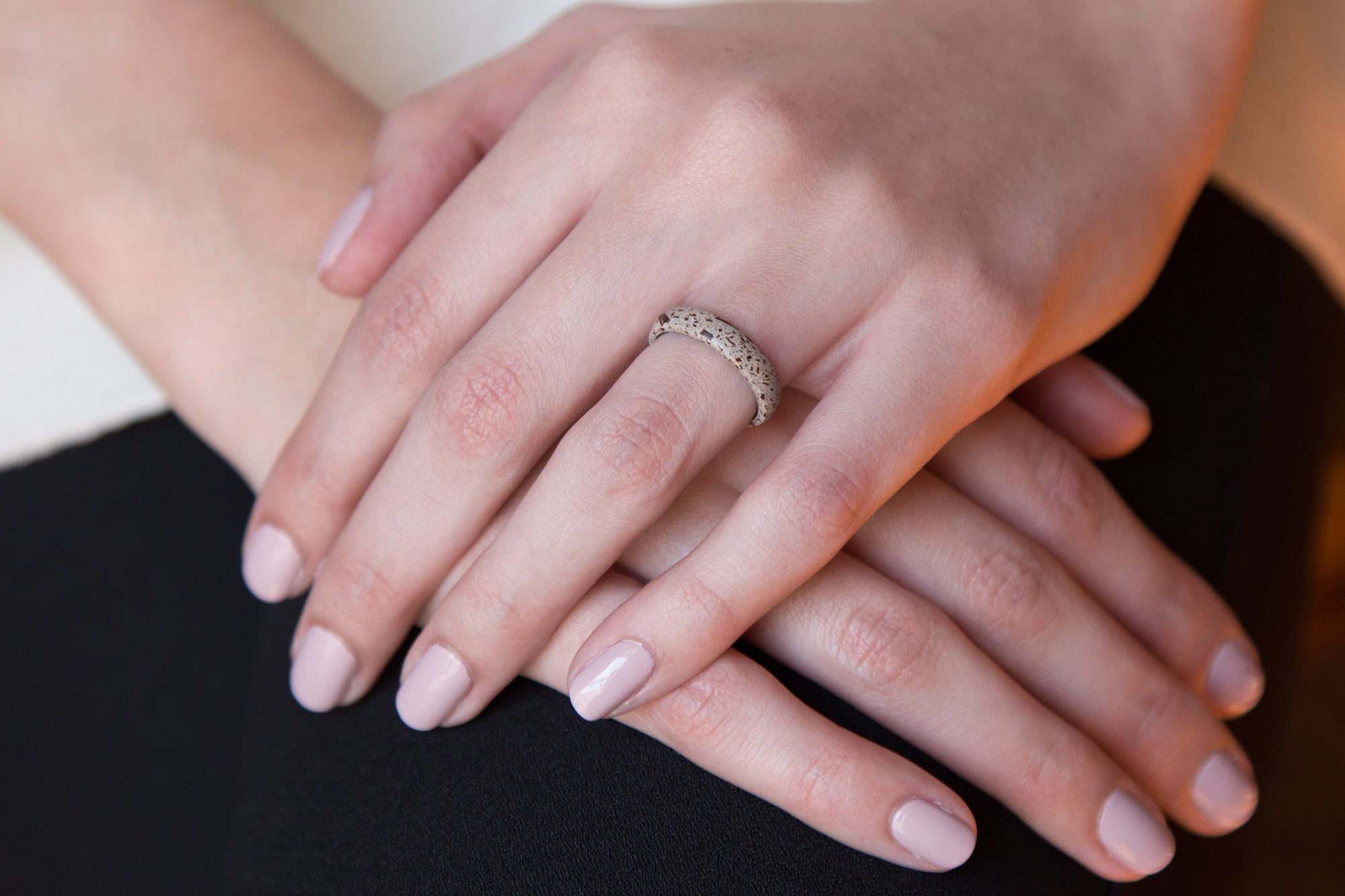 Round concrete blended with lapacho wood Ring - Loreto Rings 